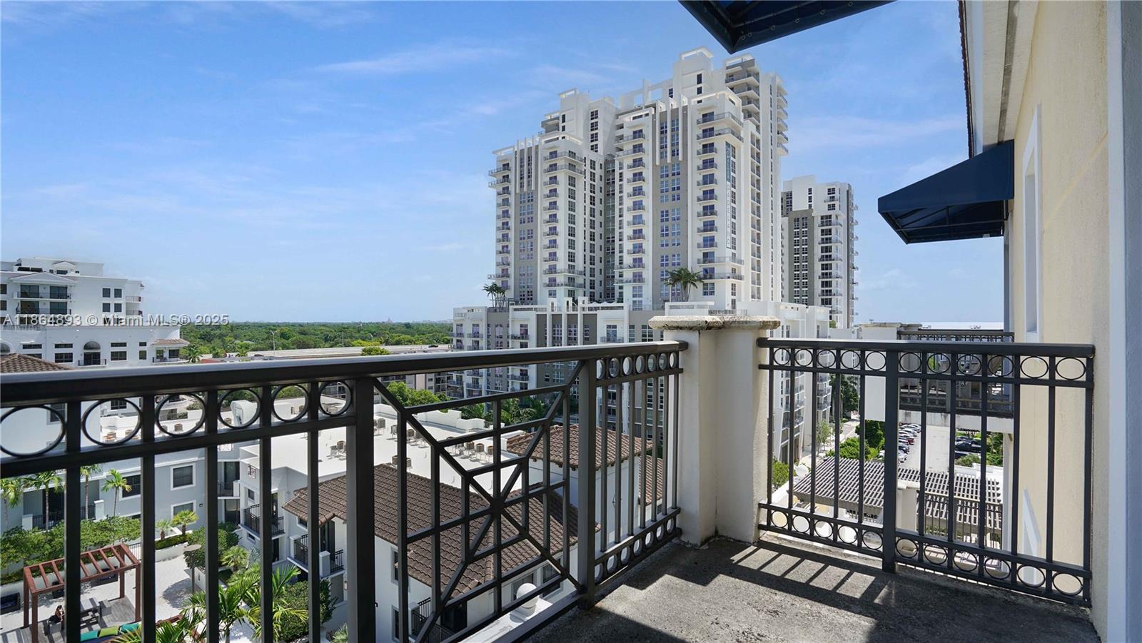 8390 SW 72nd Ave # 811
