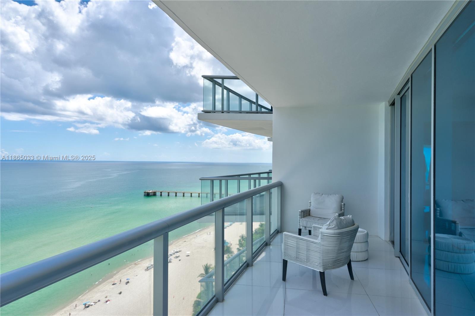 17001 Collins Ave # 1908