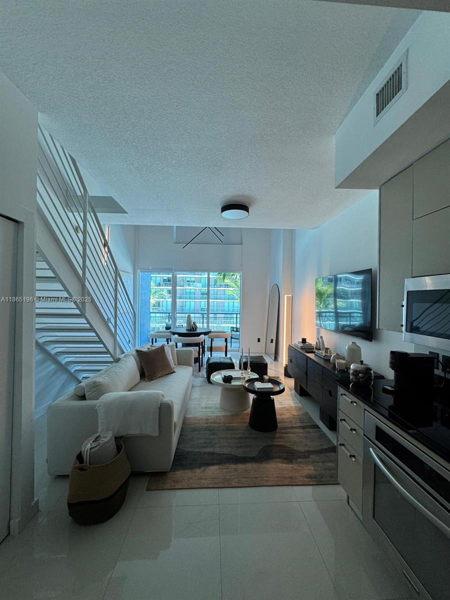 60 SW 13th St # 1406