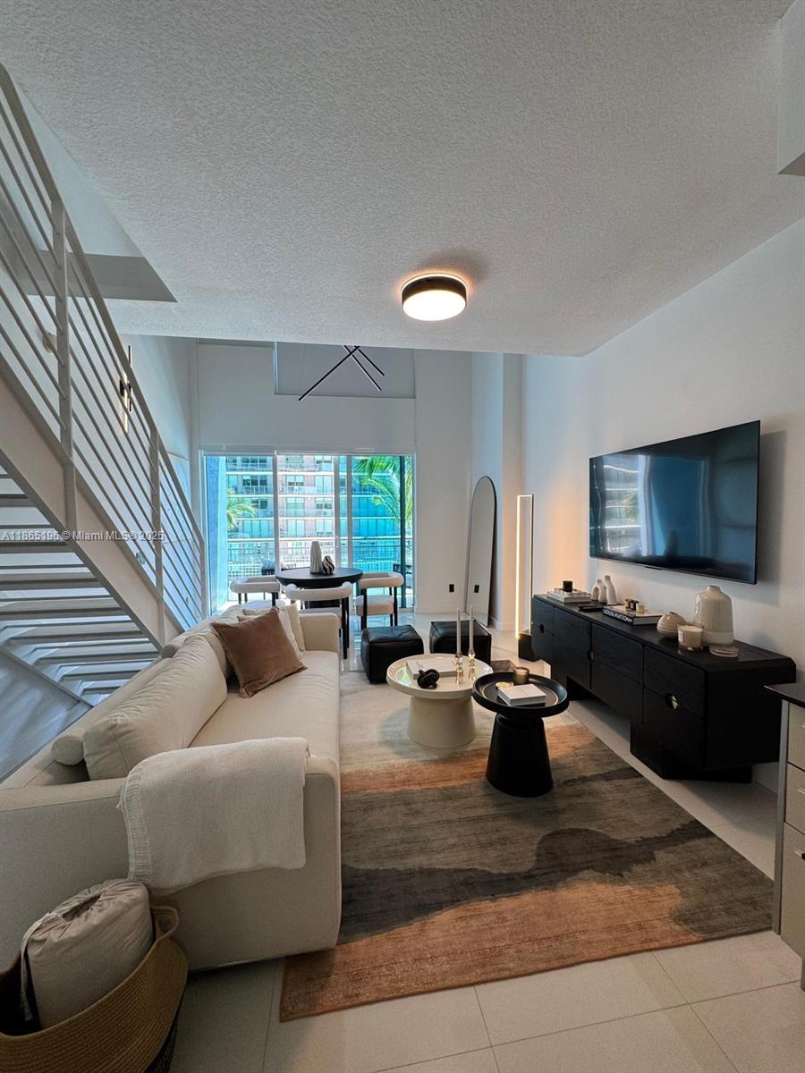 60 SW 13th St # 1406