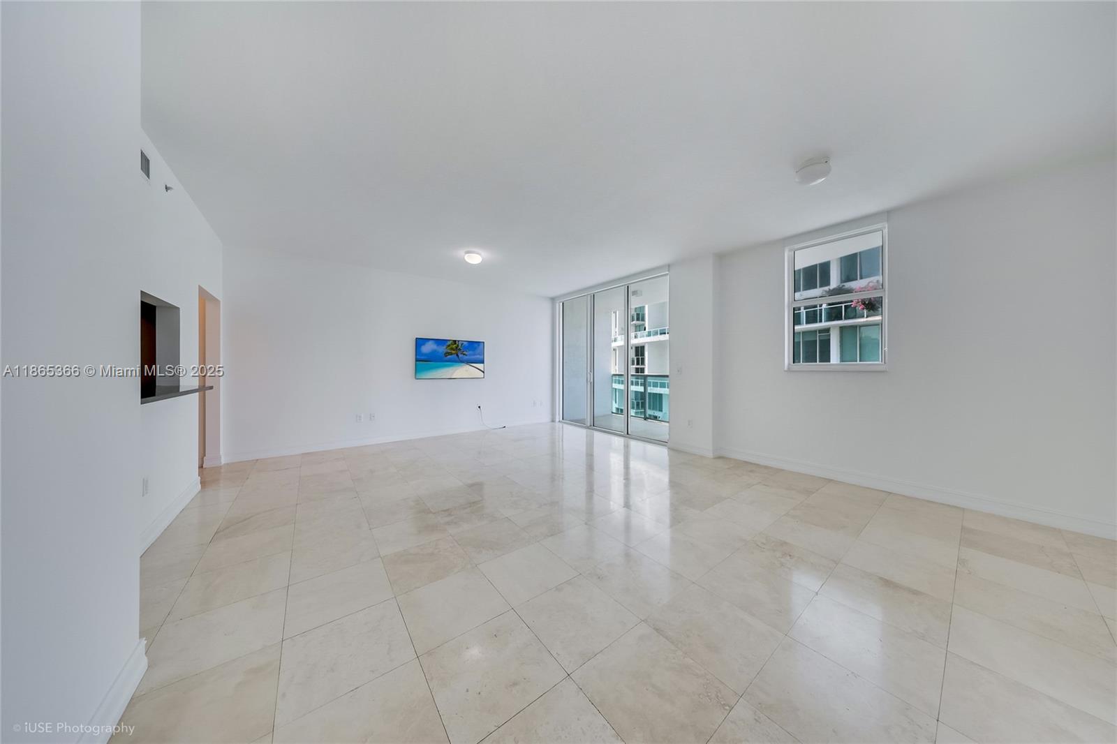 31 SE 5th St # 3421