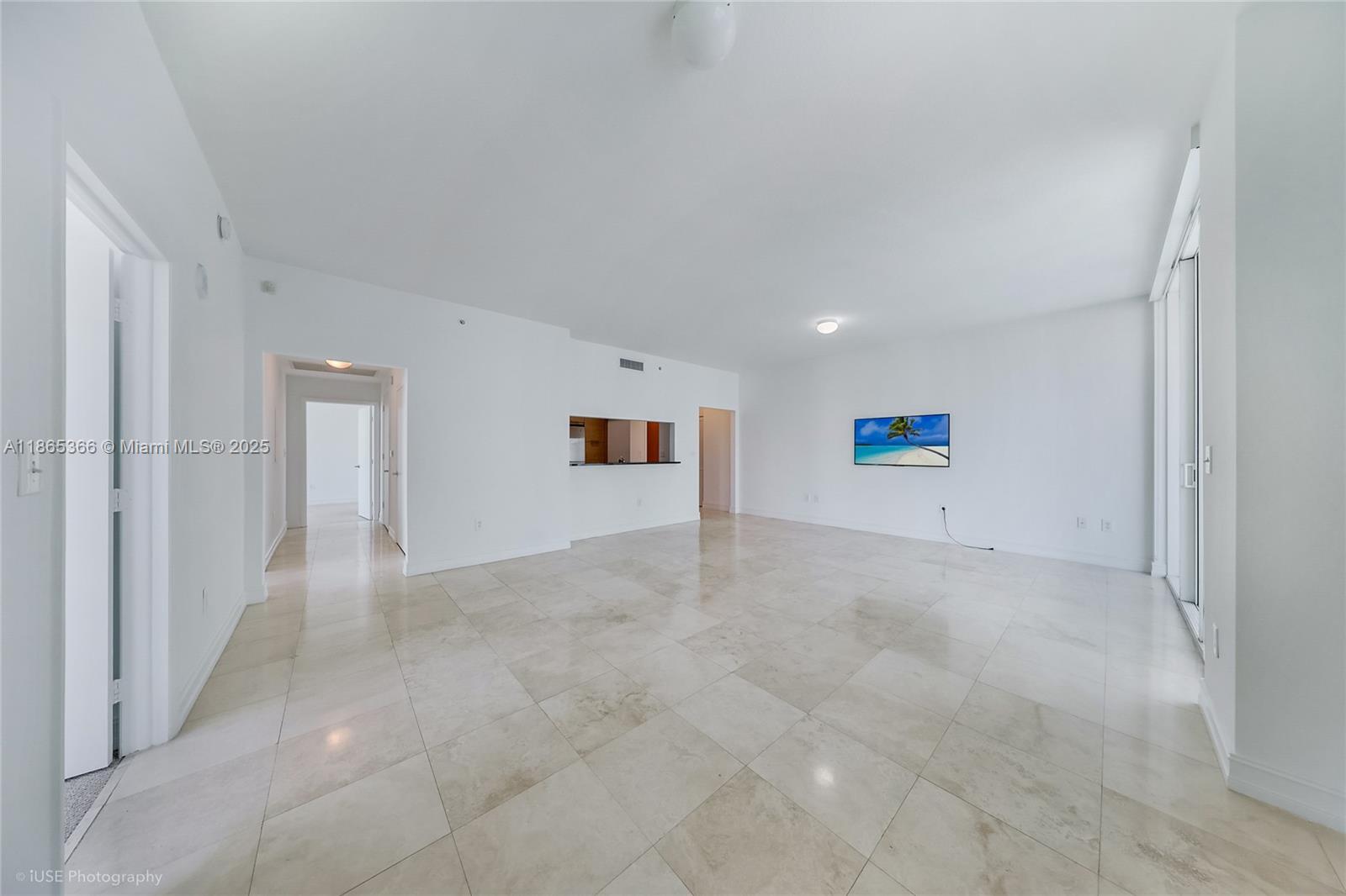 31 SE 5th St # 3421