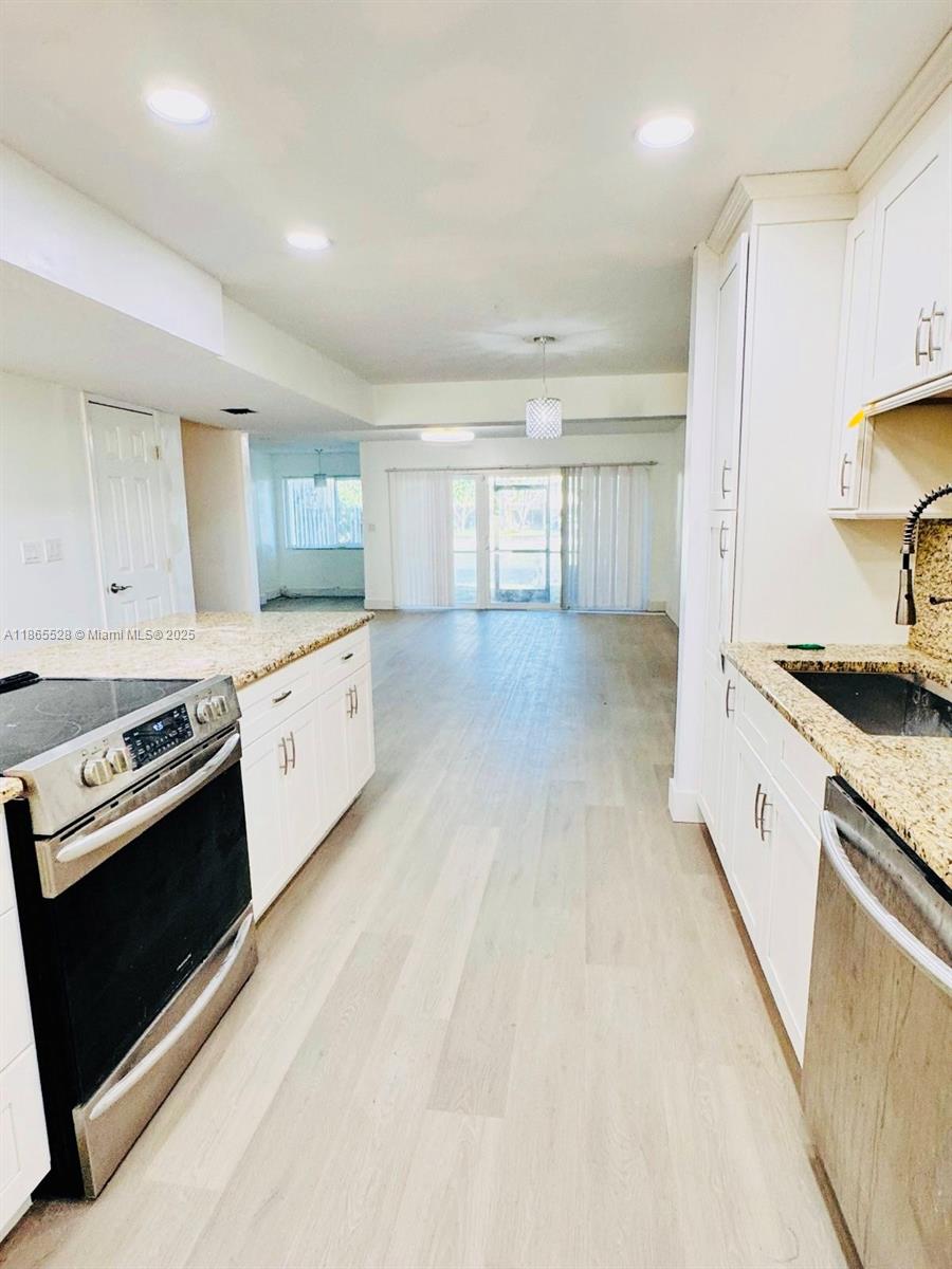 1760 NW 58th Ave # 7