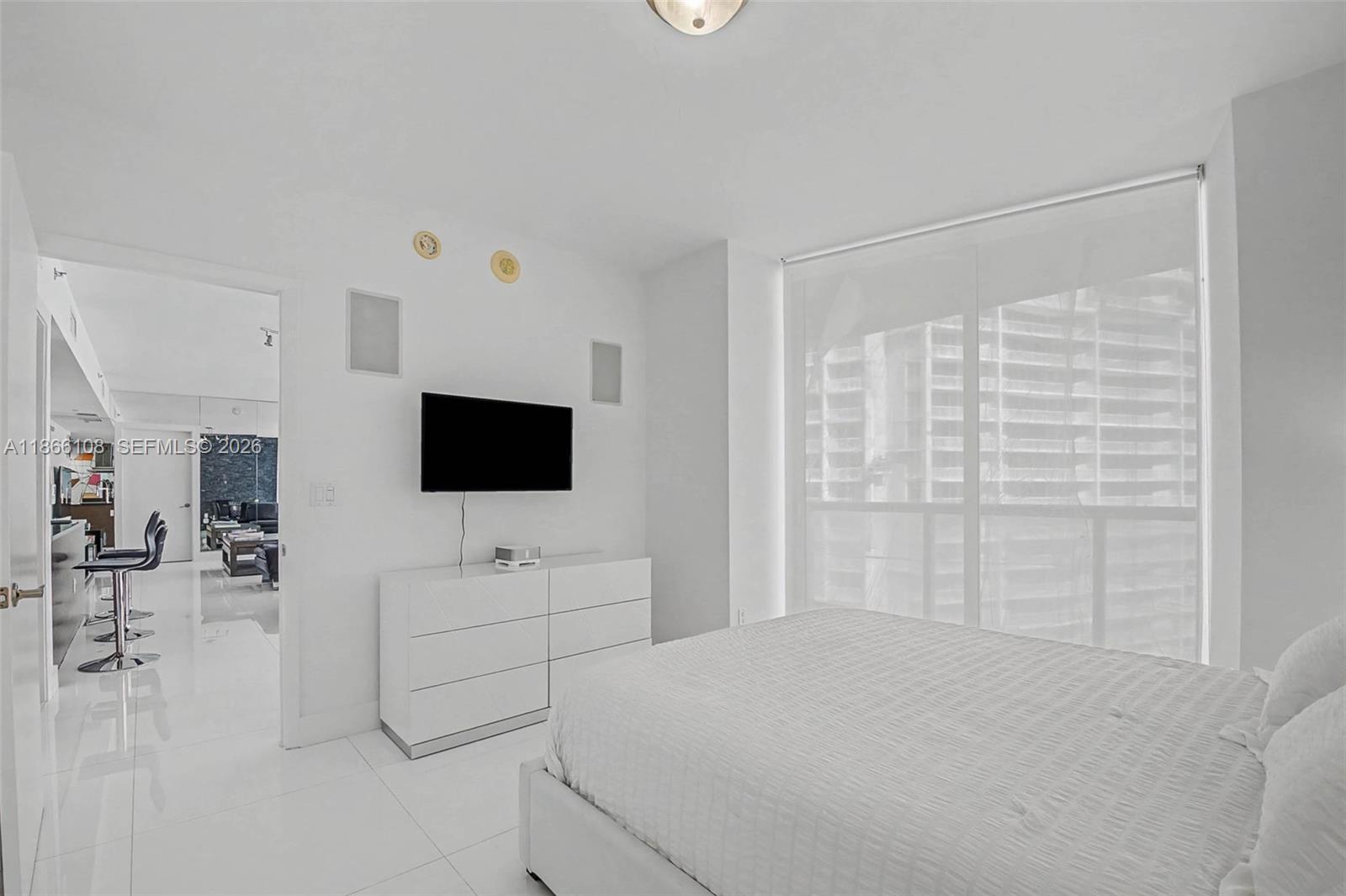 495 Brickell Ave # 3504
