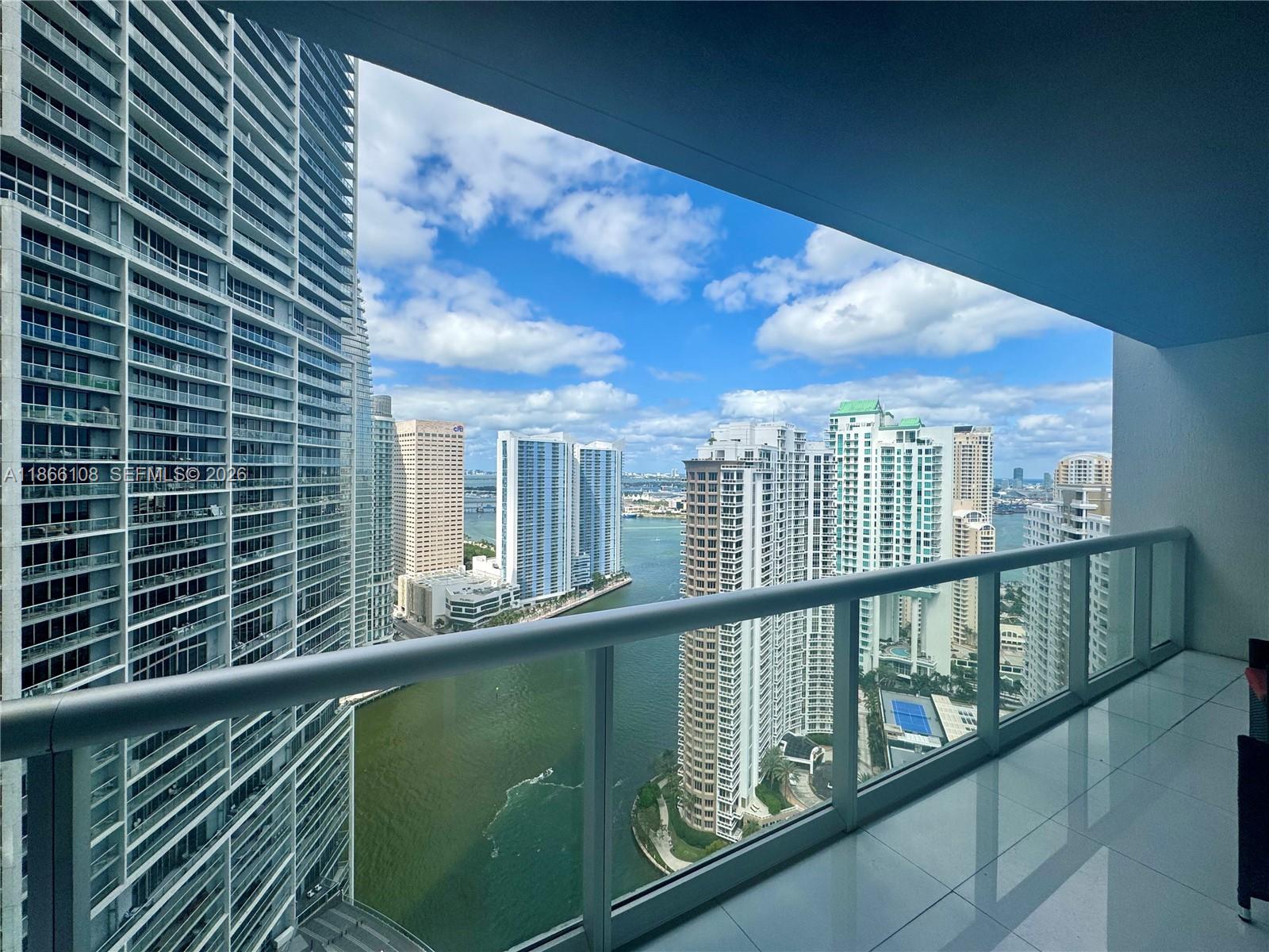 495 Brickell Ave # 3504