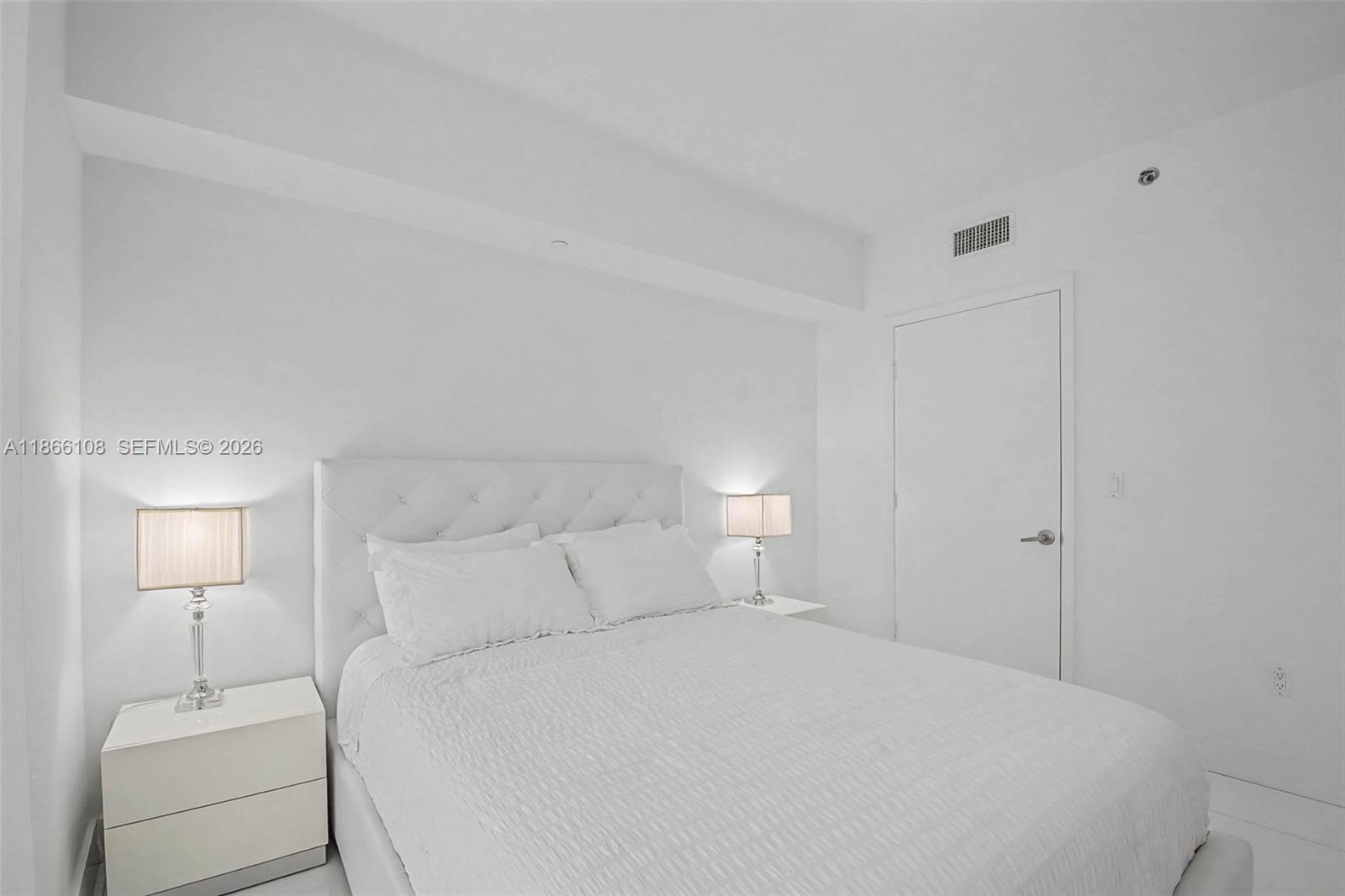 495 Brickell Ave # 3504