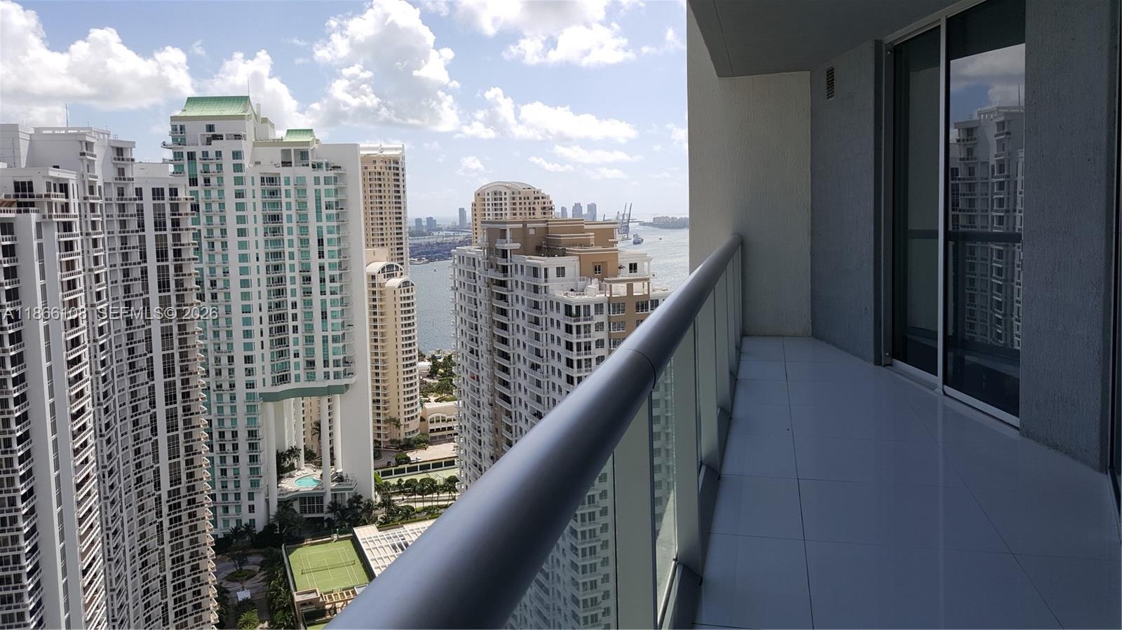 495 Brickell Ave # 3504