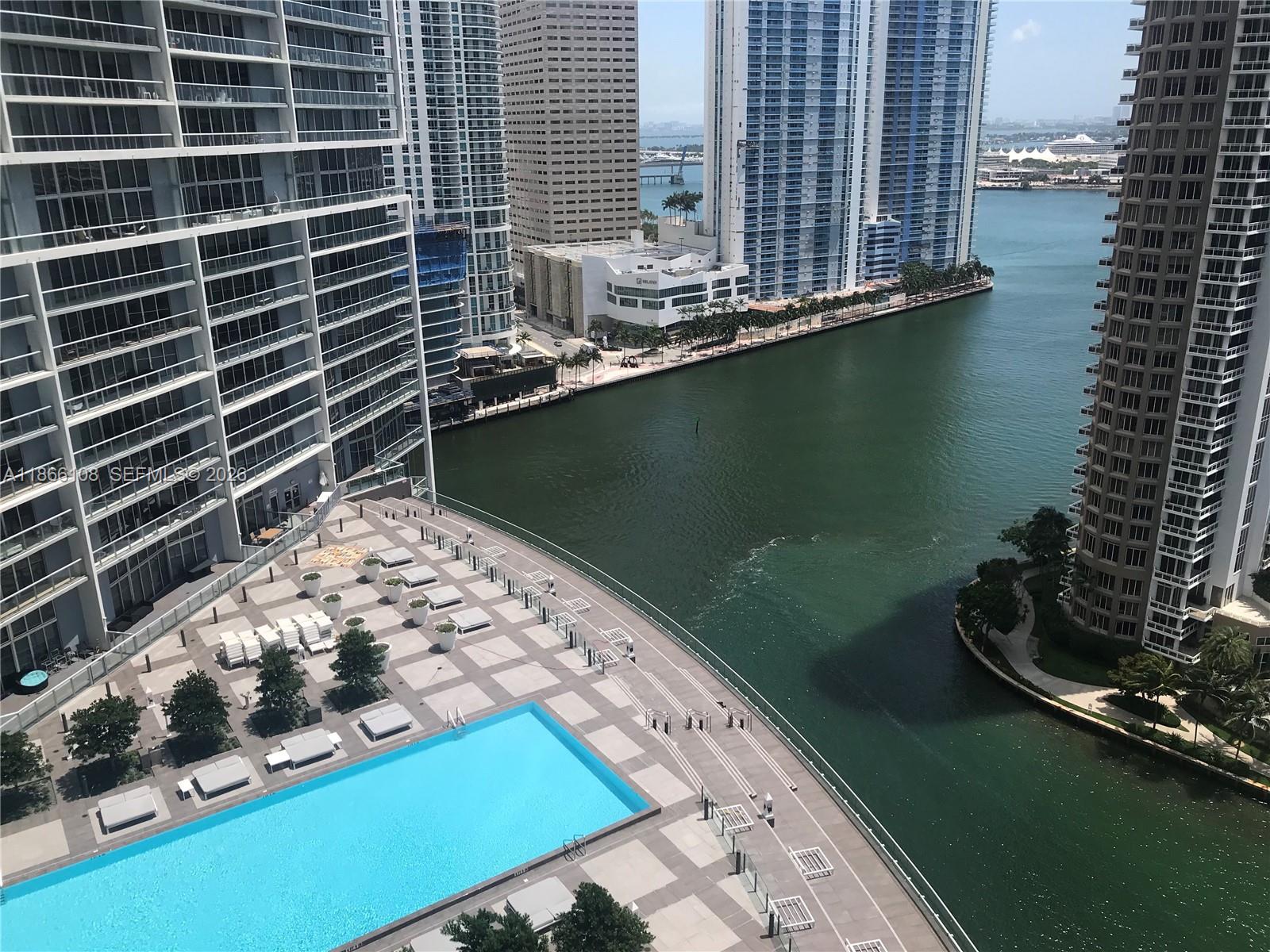 495 Brickell Ave # 3504