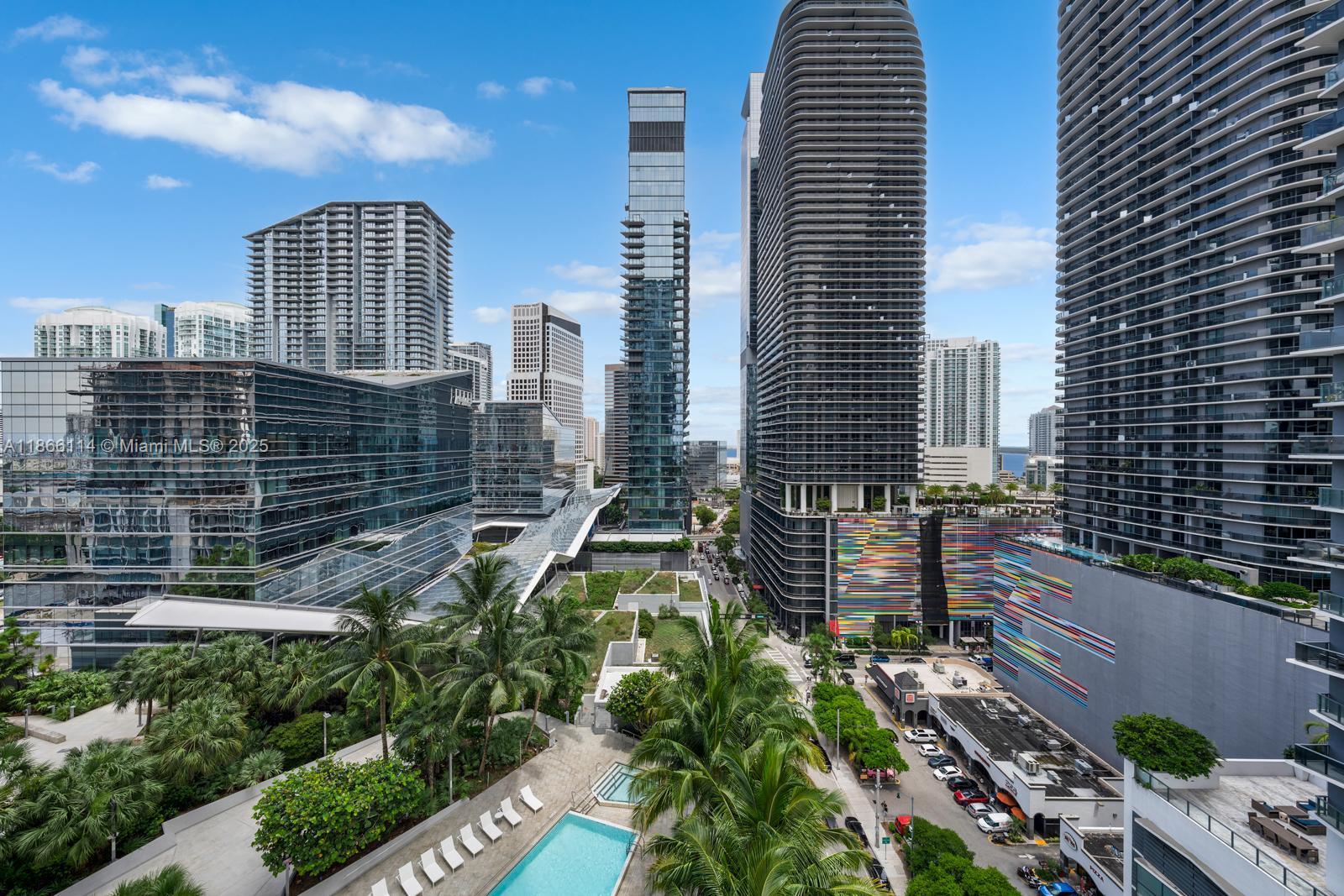 88 SW 7th # 1401, Miami Unit: 1401