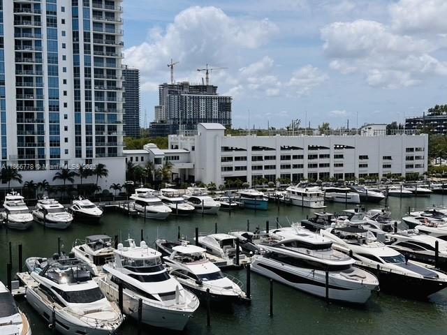 17211 Biscayne Blvd BS-27