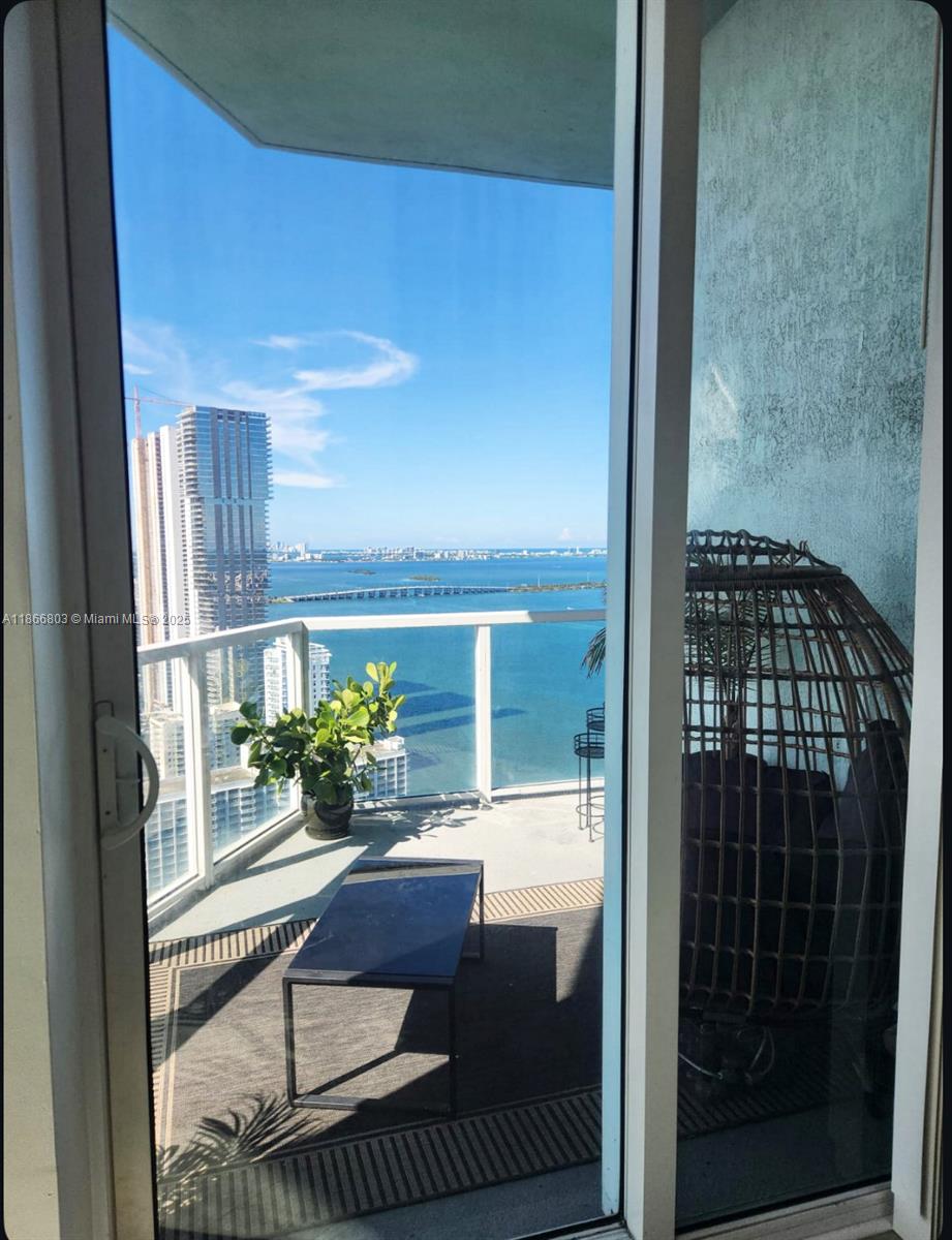 1900 N Bayshore Dr # 4112