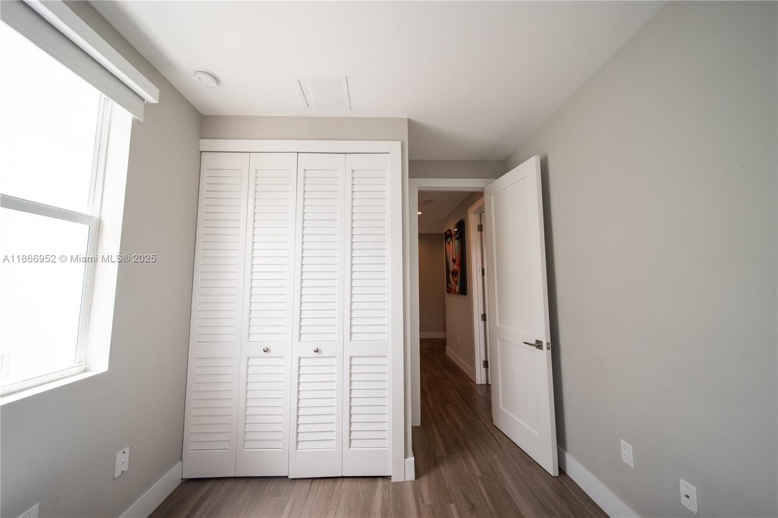 3653 SW 26th St # 3653