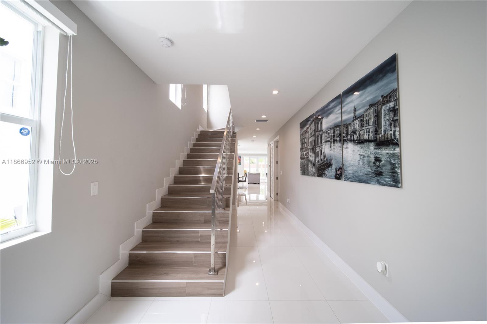 3653 SW 26th St # 3653