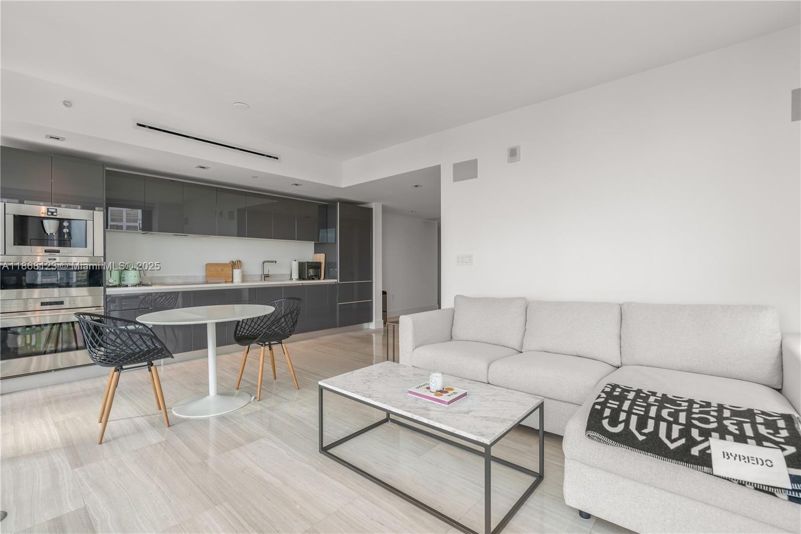 1451 Brickell Ave # 1204