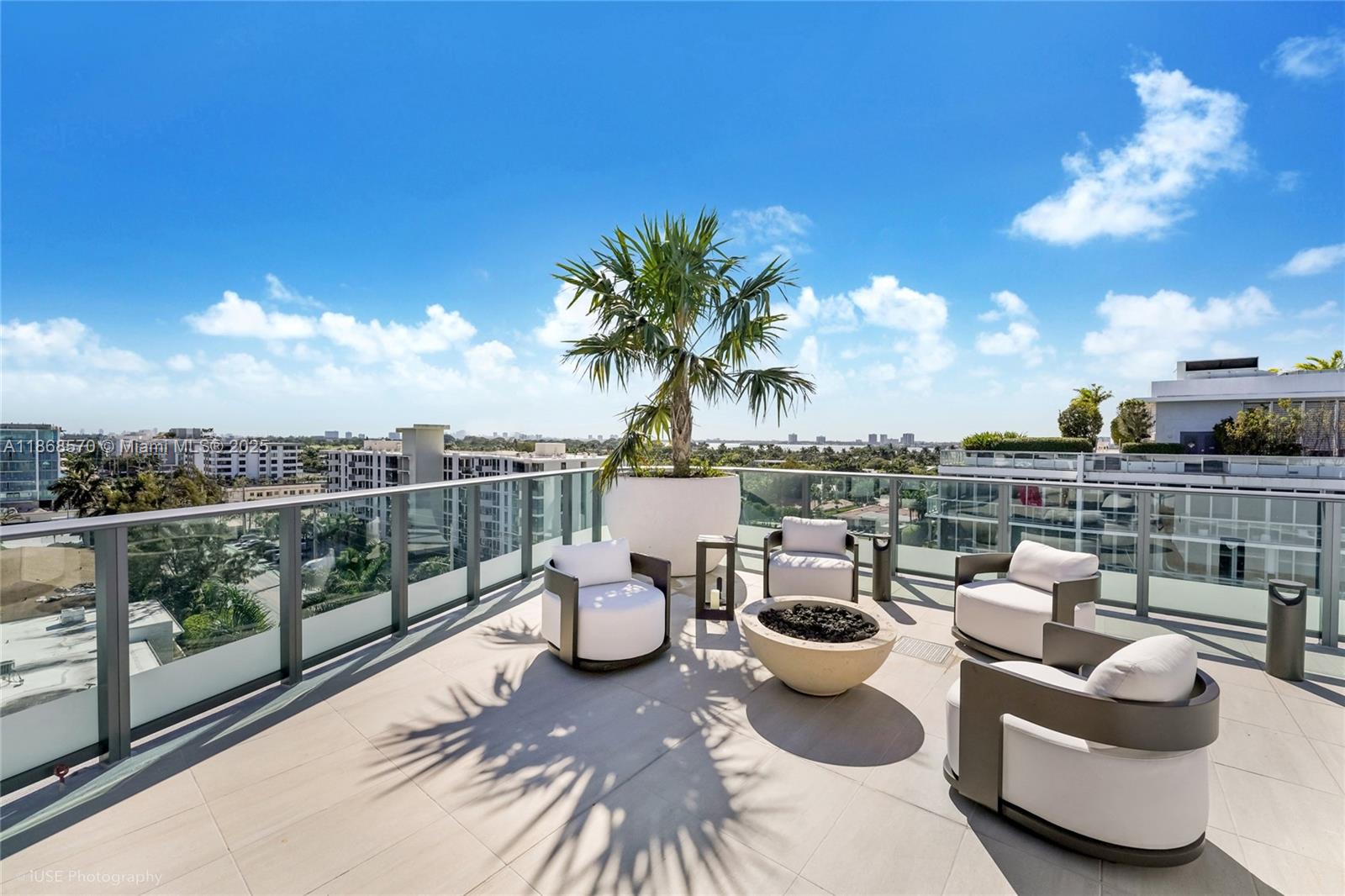 9901 W Bay Harbor Dr # 406