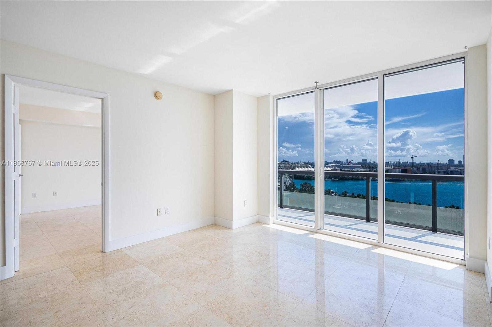 50 Biscayne Blvd # 1706