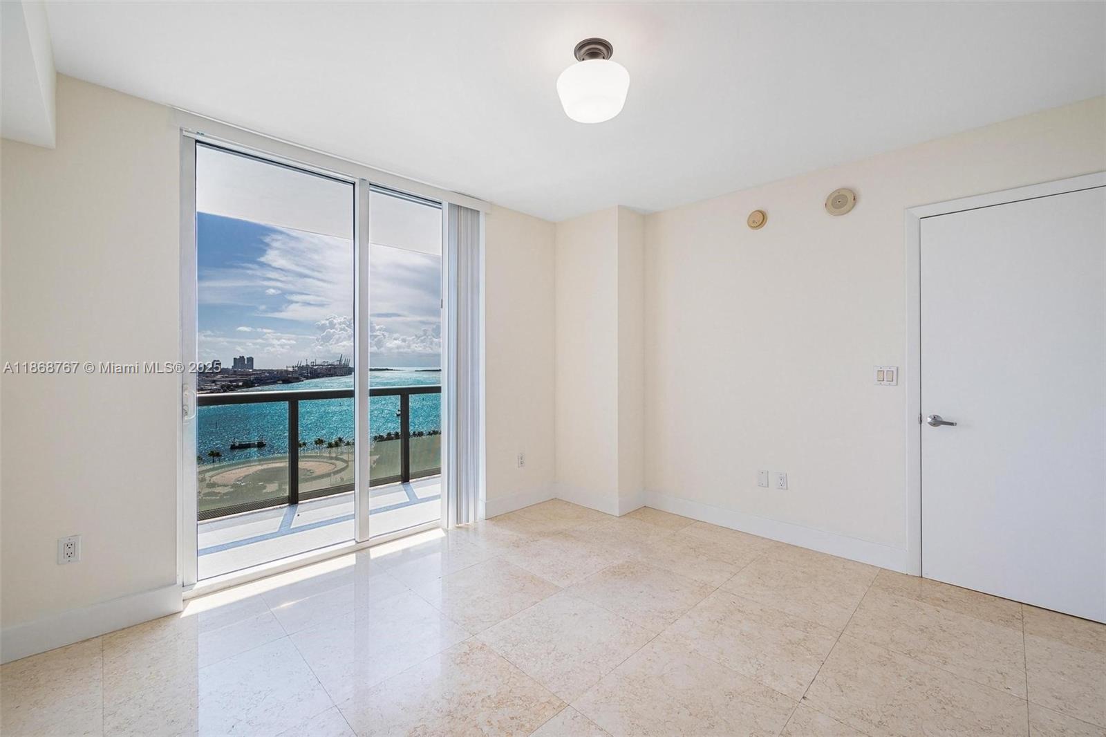 50 Biscayne Blvd # 1706