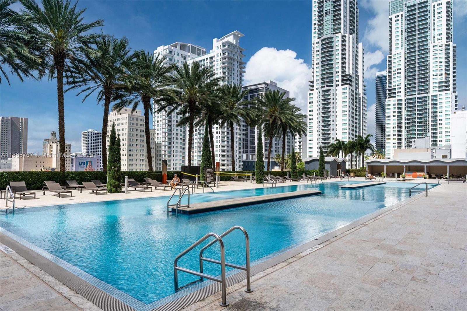 50 Biscayne Blvd # 1706