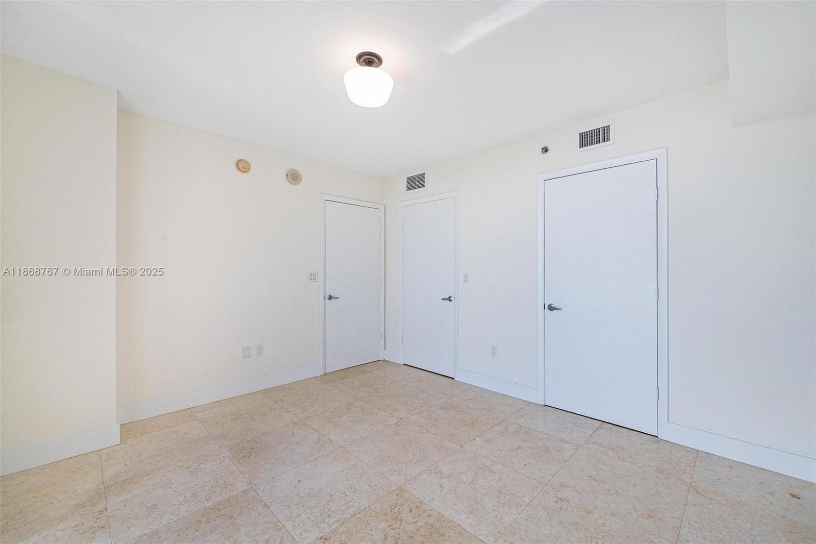 50 Biscayne Blvd # 1706