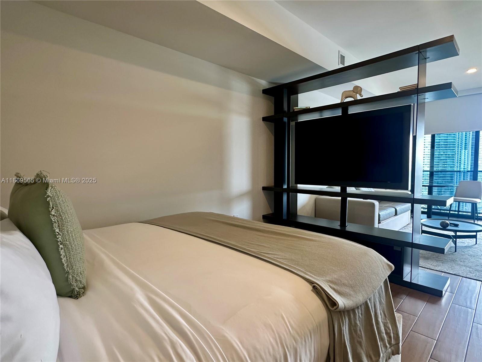 398 NE 5th Street # 2506