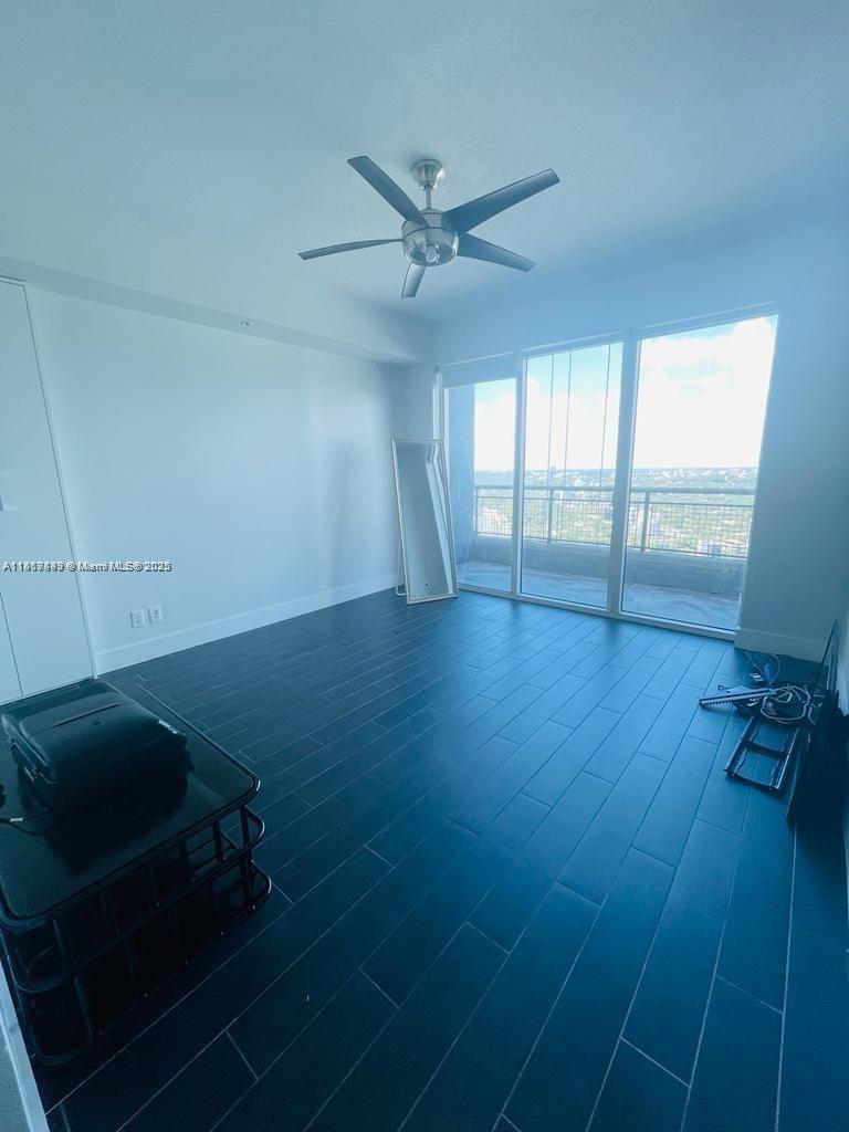 60 SW 13th St # 3606