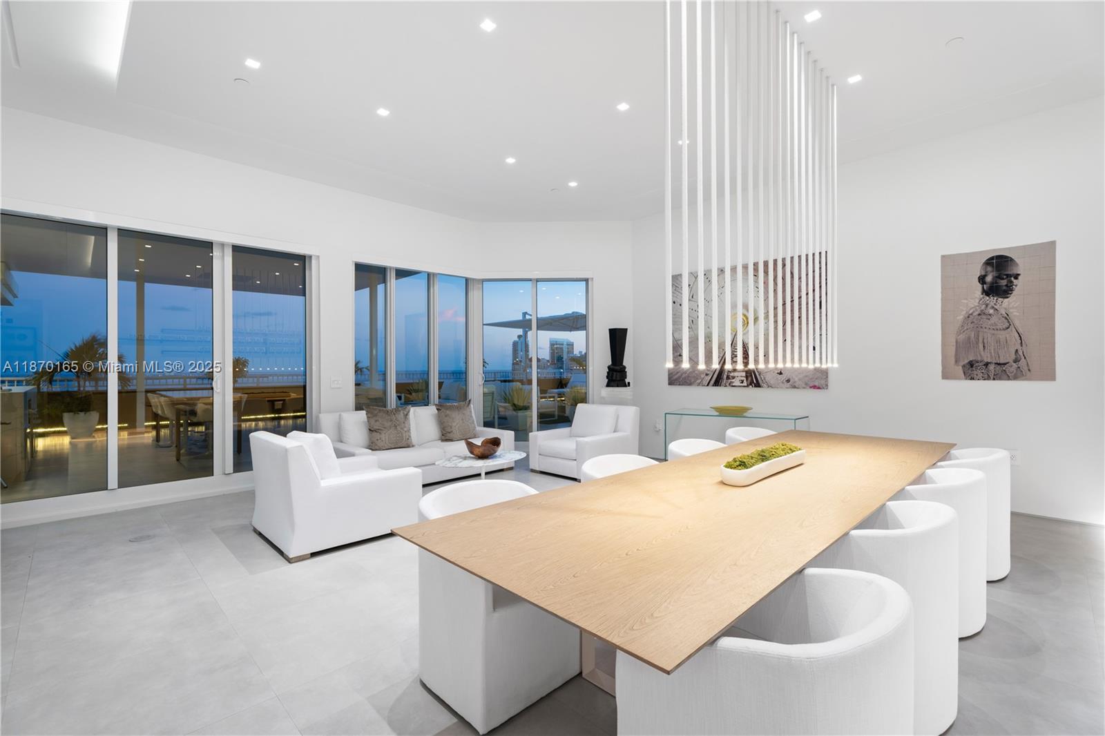 801 Brickell Key Blvd Unit: PH3306
