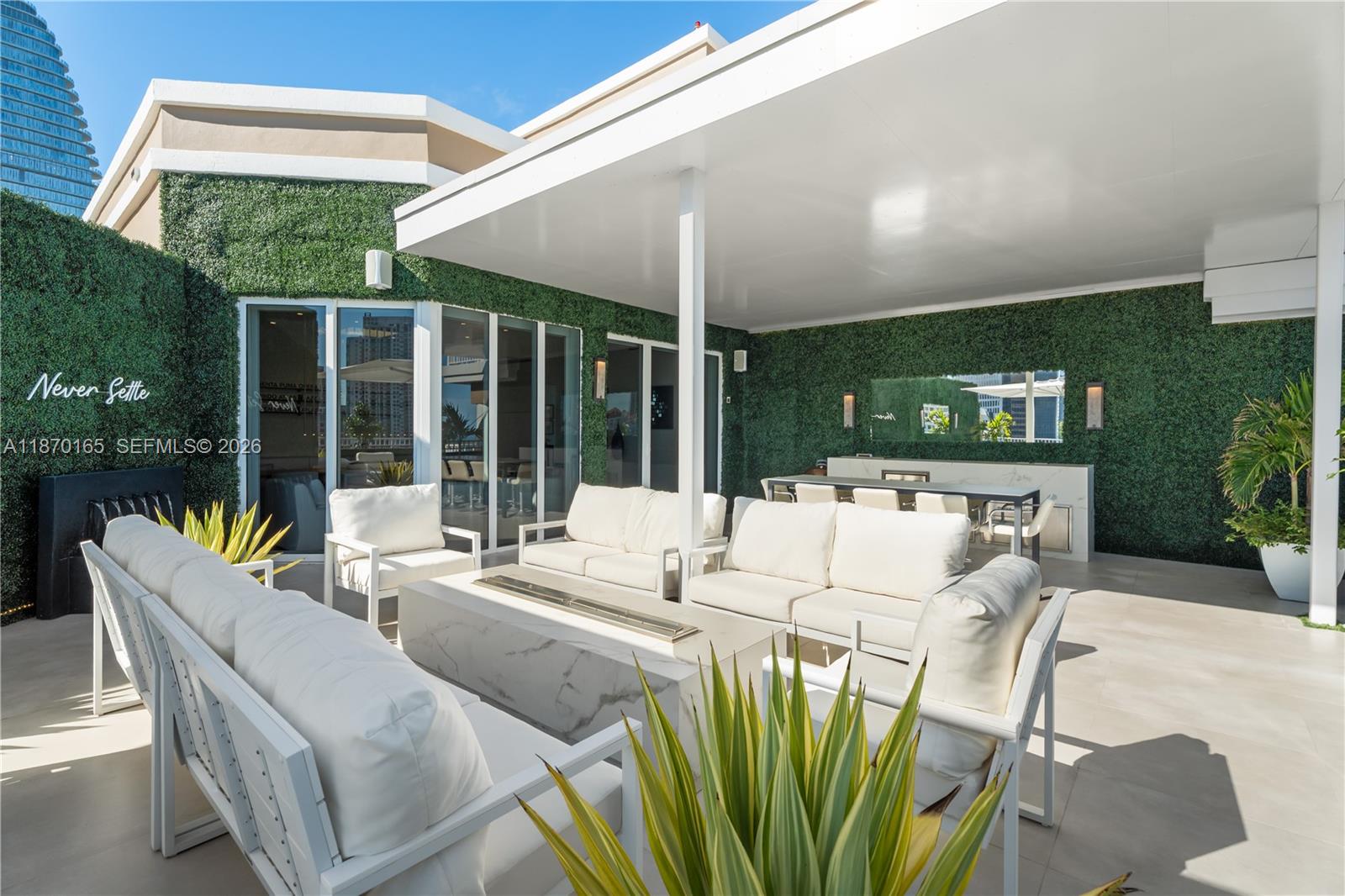 801 Brickell Key Blvd Unit: PH3306