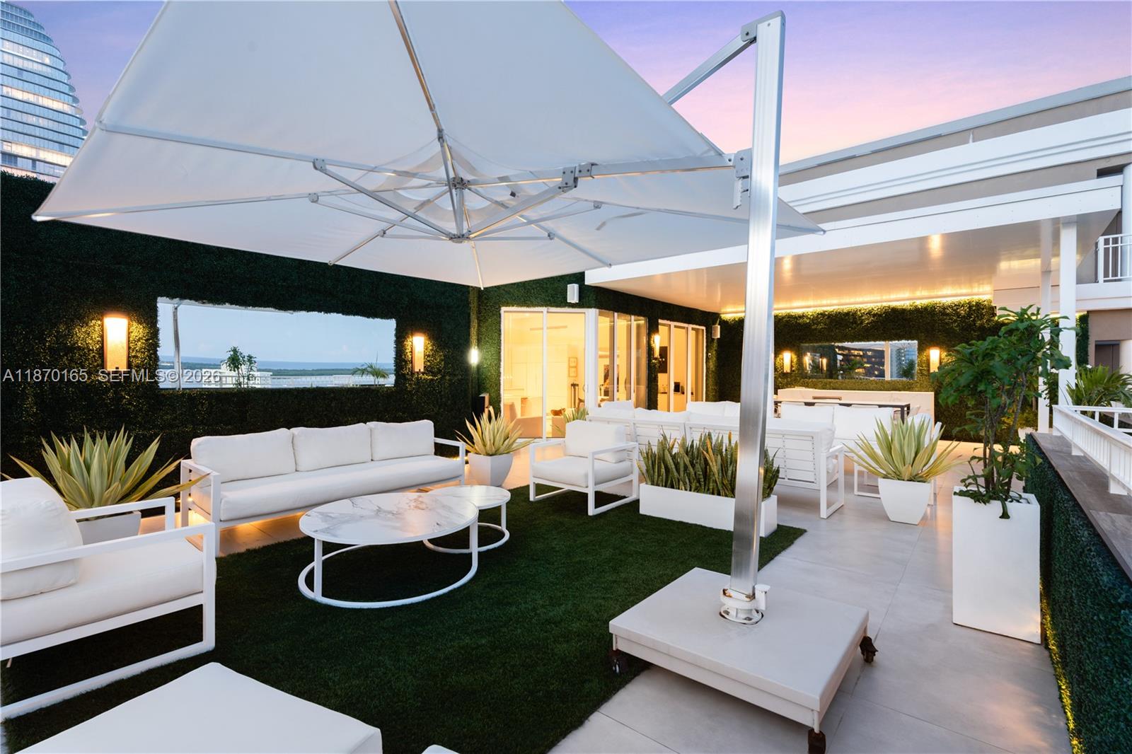 801 Brickell Key Blvd Unit: PH3306