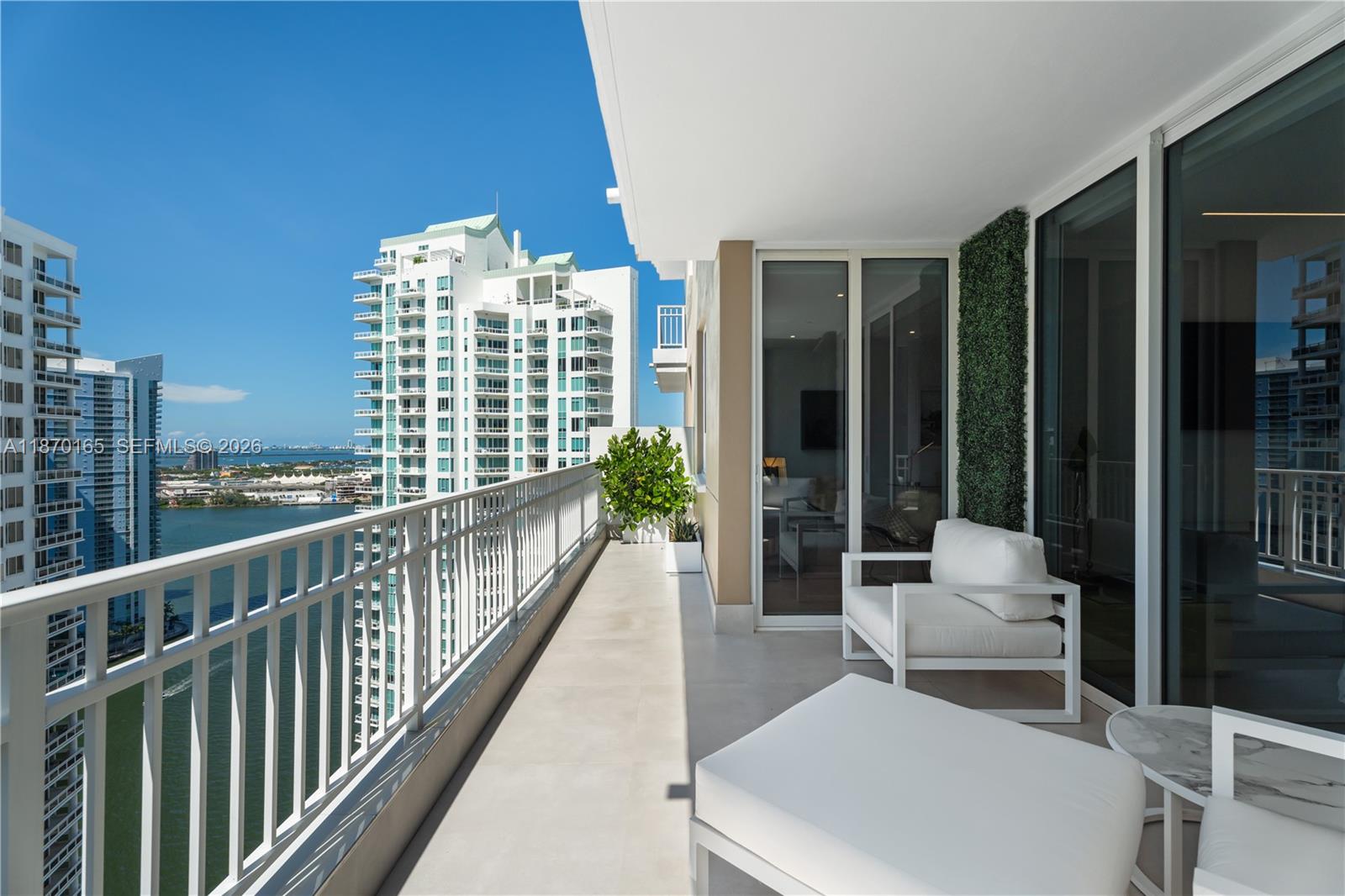 801 Brickell Key Blvd Unit: PH3306