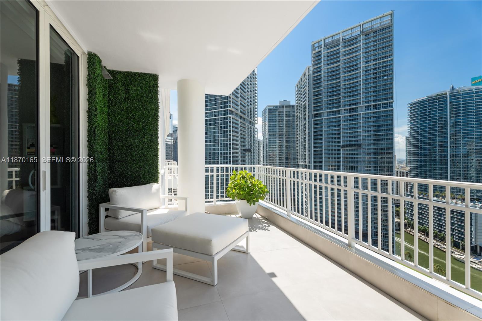 801 Brickell Key Blvd Unit: PH3306