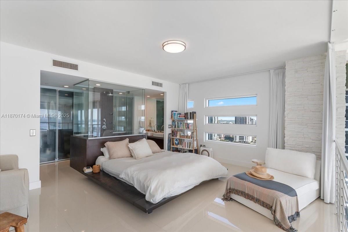 1040 Biscayne Blvd # 2904
