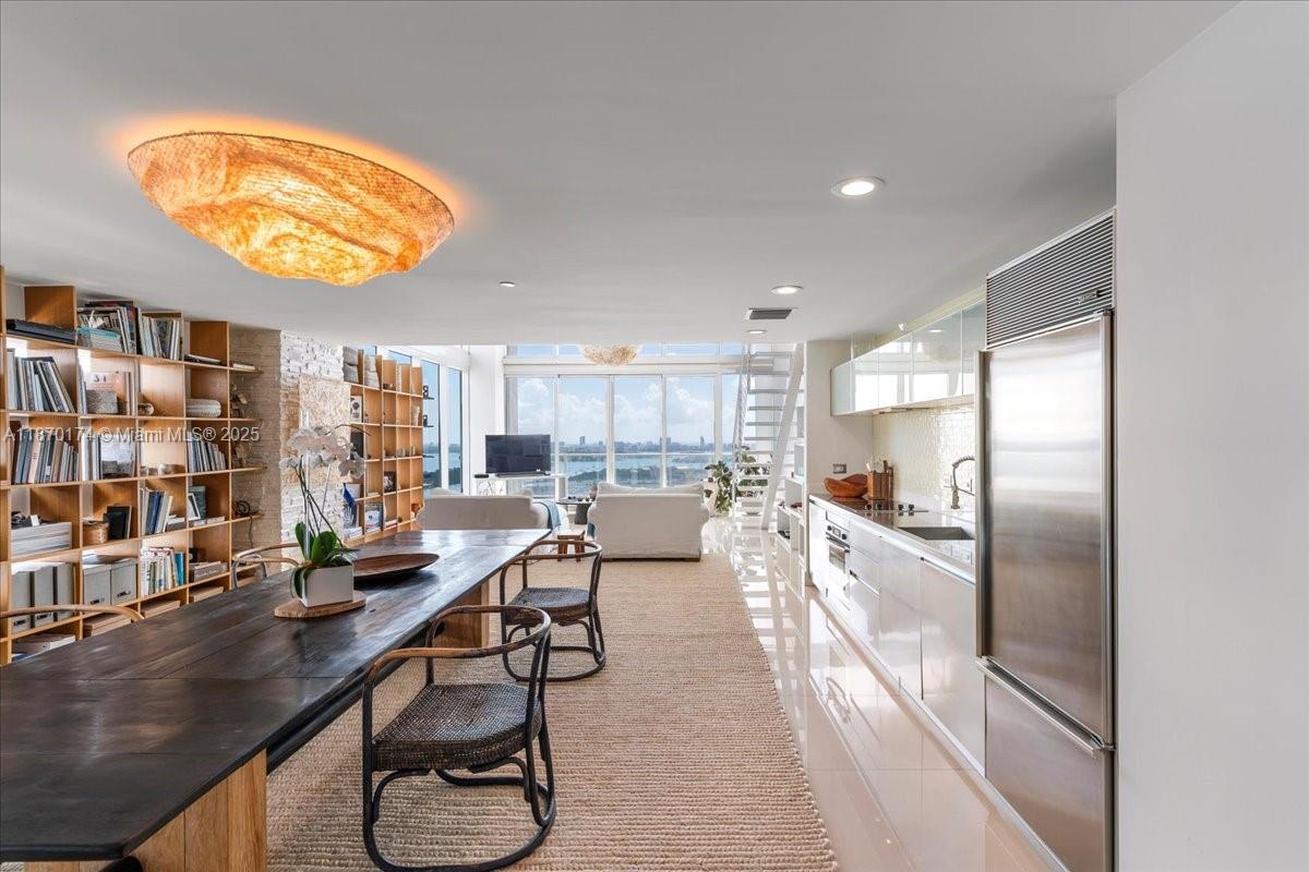 1040 Biscayne Blvd # 2904