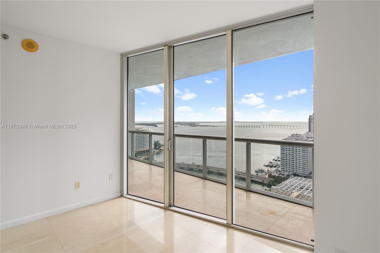 495 Brickell Ave # 2709