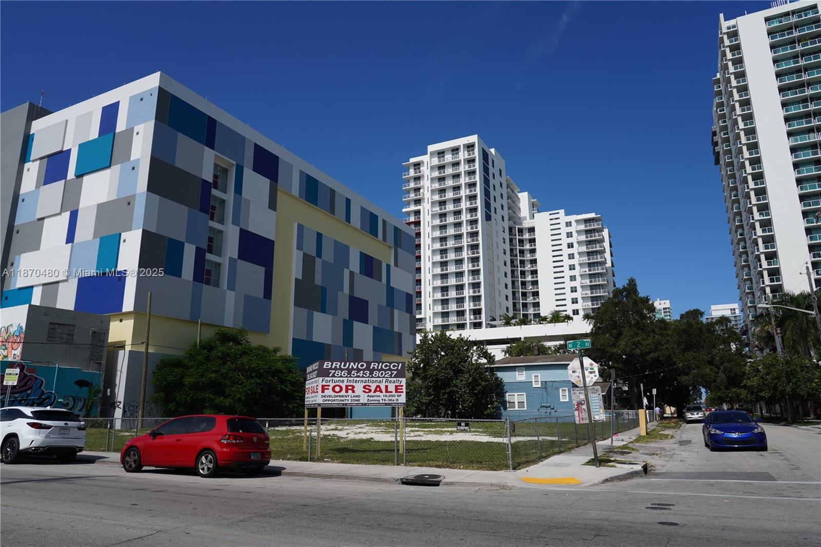 215 NE 25 STREET