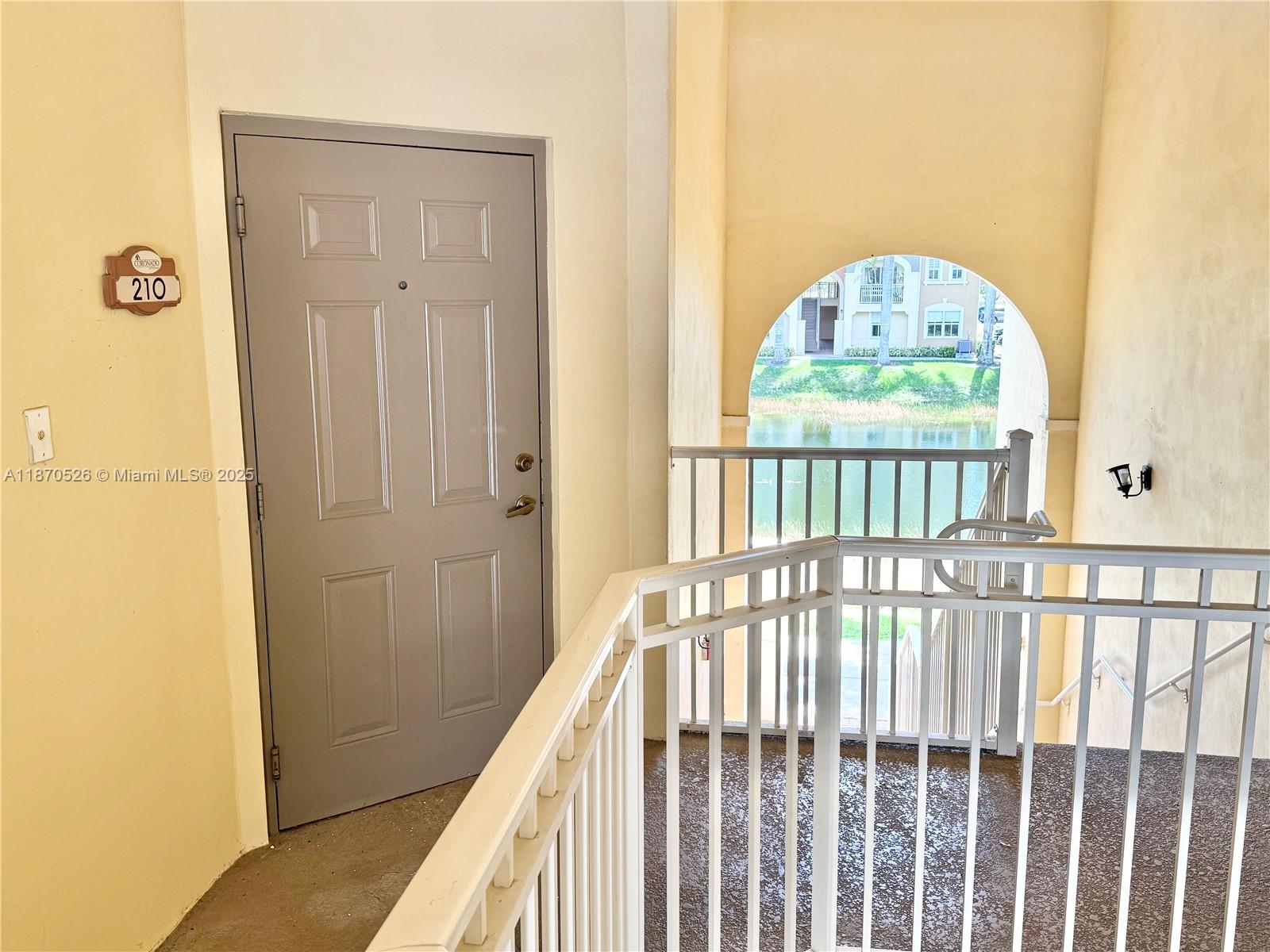 10850 NW 89th Ter # 5 Unit: 210-5