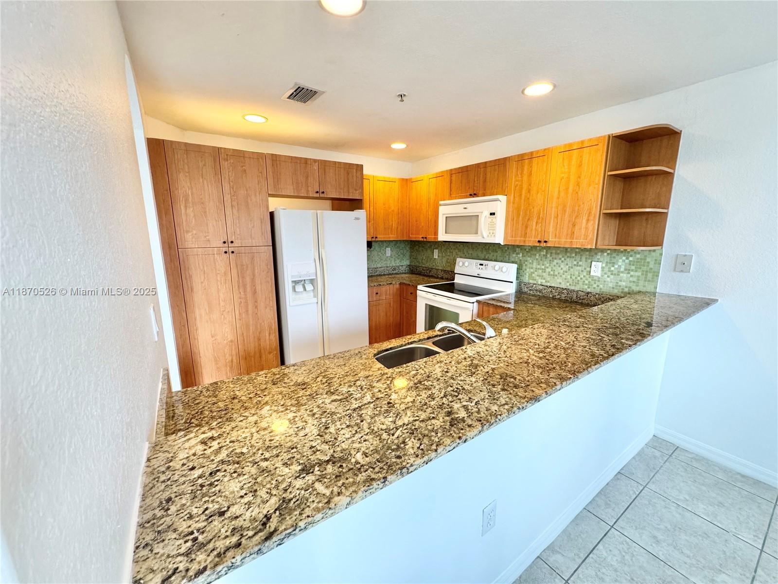 10850 NW 89th Ter # 5 Unit: 210-5