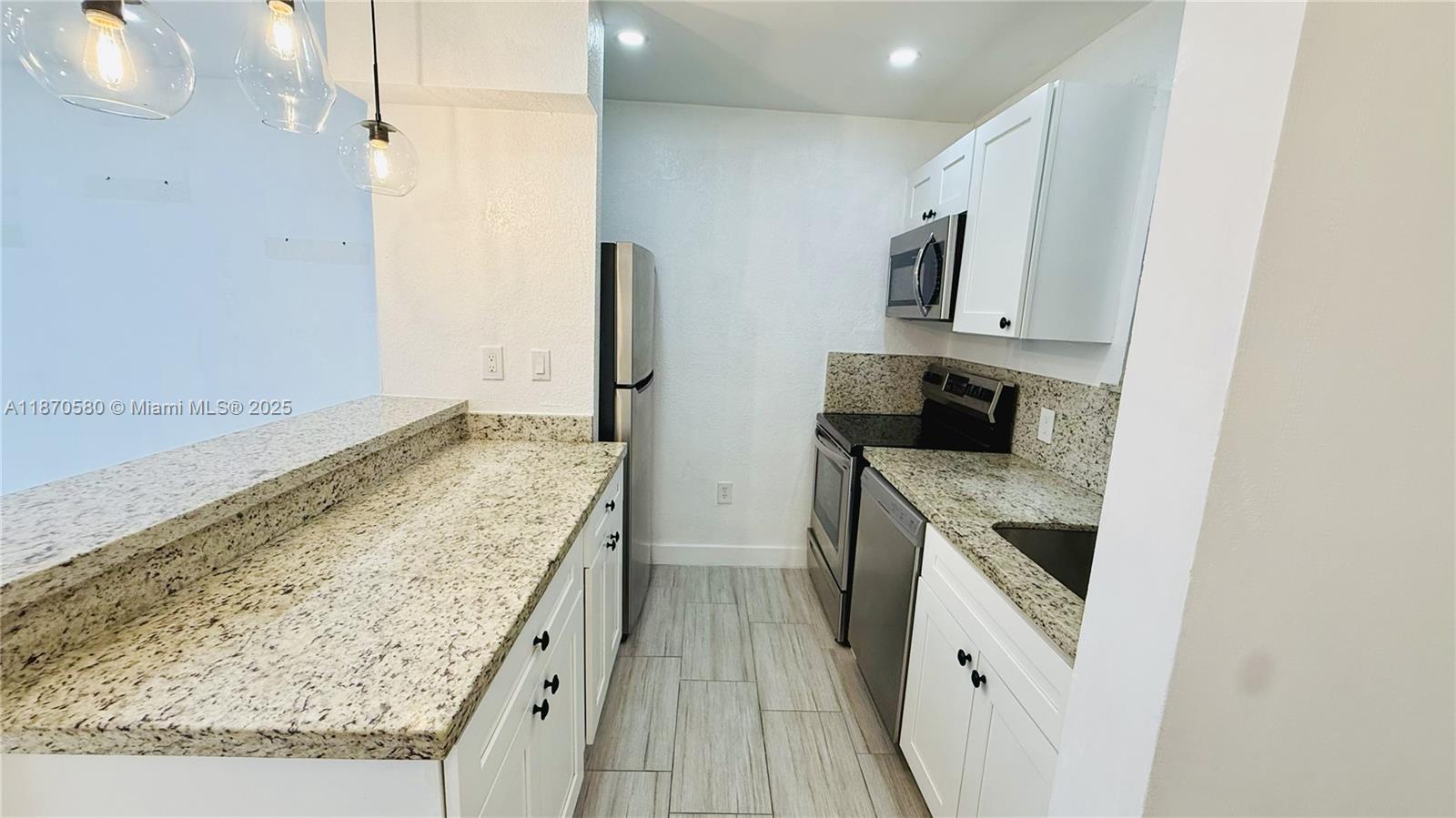 13101 Memorial Hwy # 104