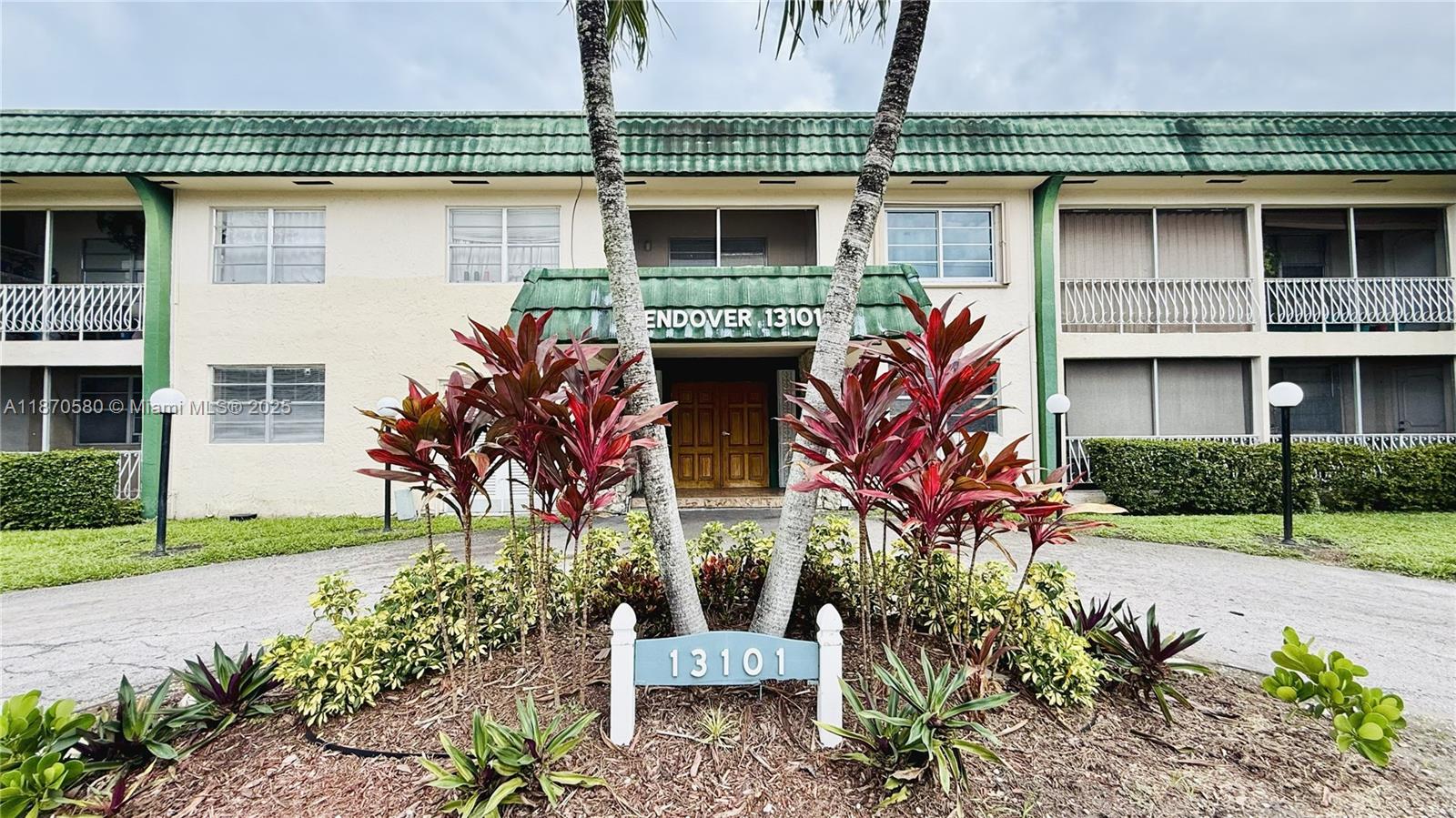 13101 Memorial Hwy # 104