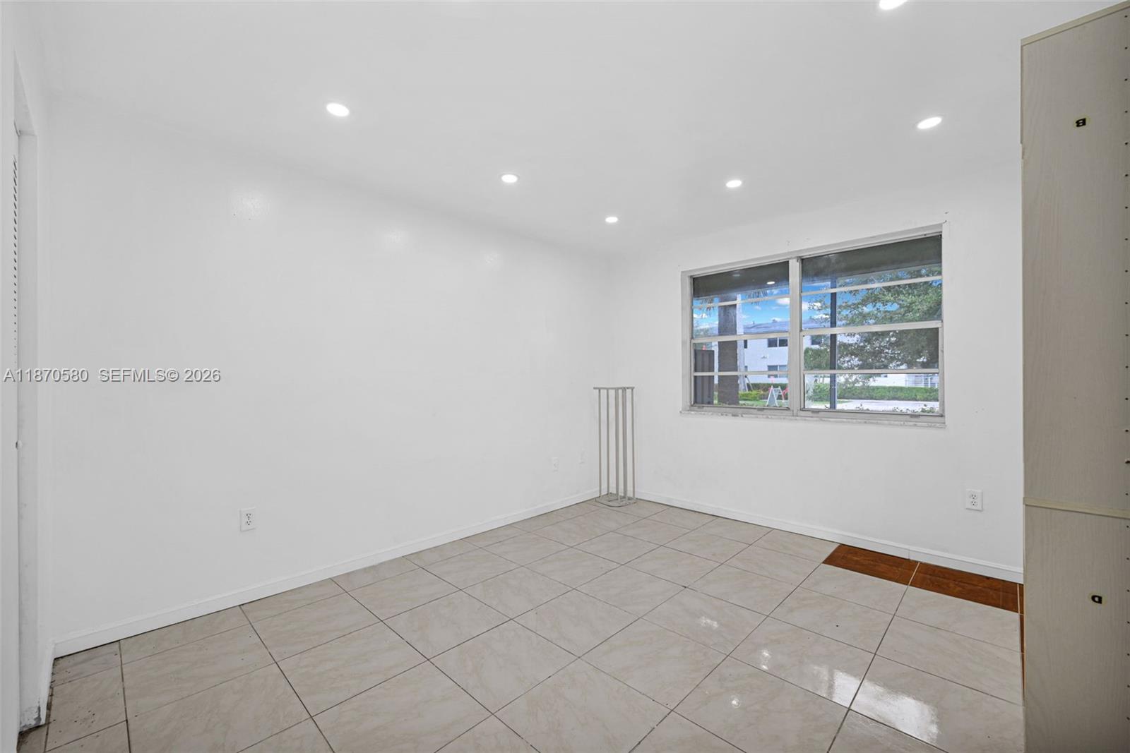13101 Memorial Hwy # 104