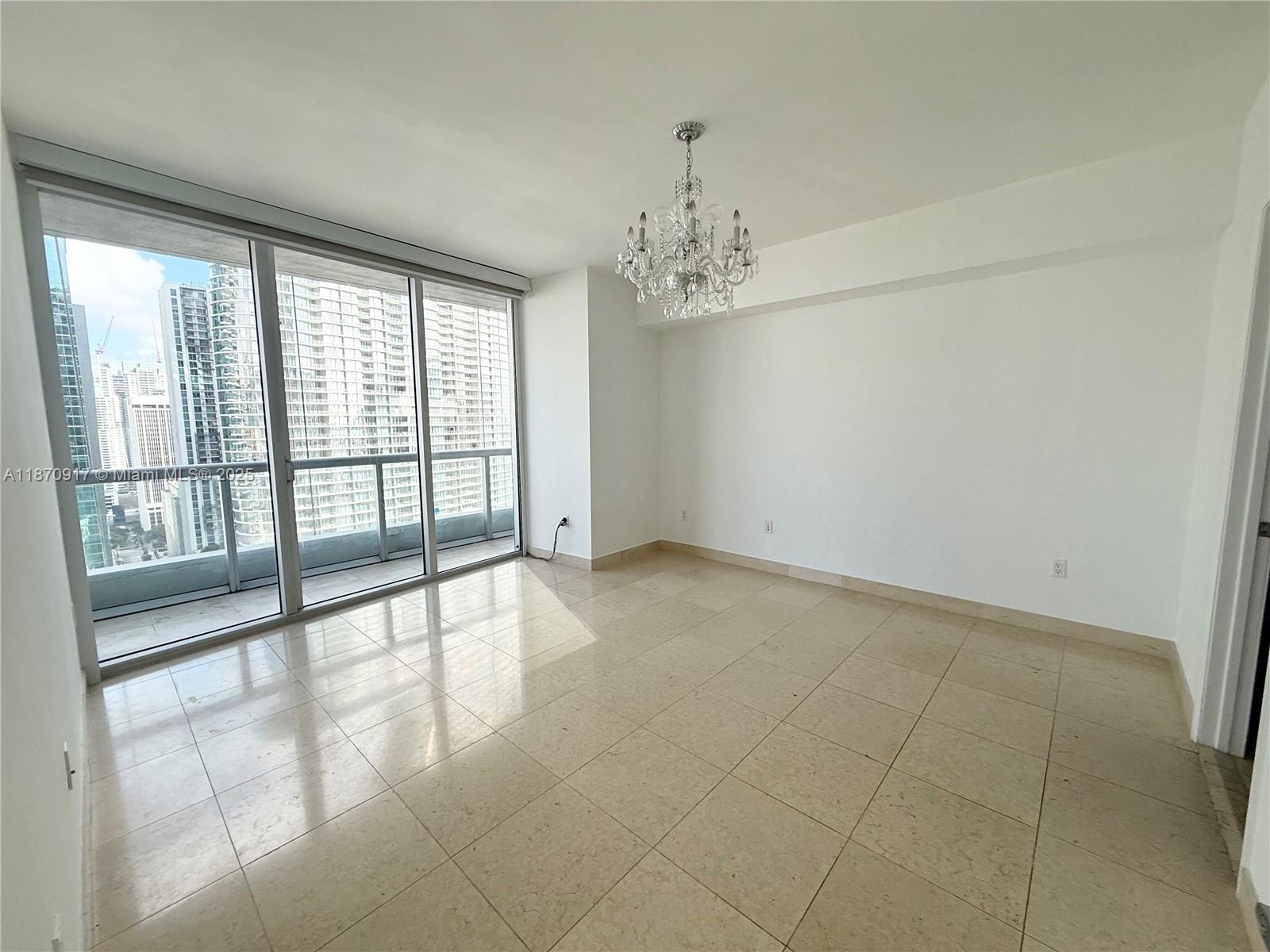 475 Brickell Ave # 2915