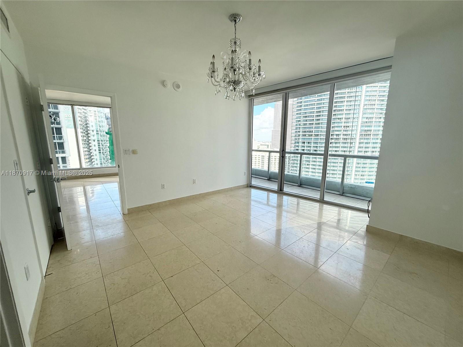 475 Brickell Ave # 2915