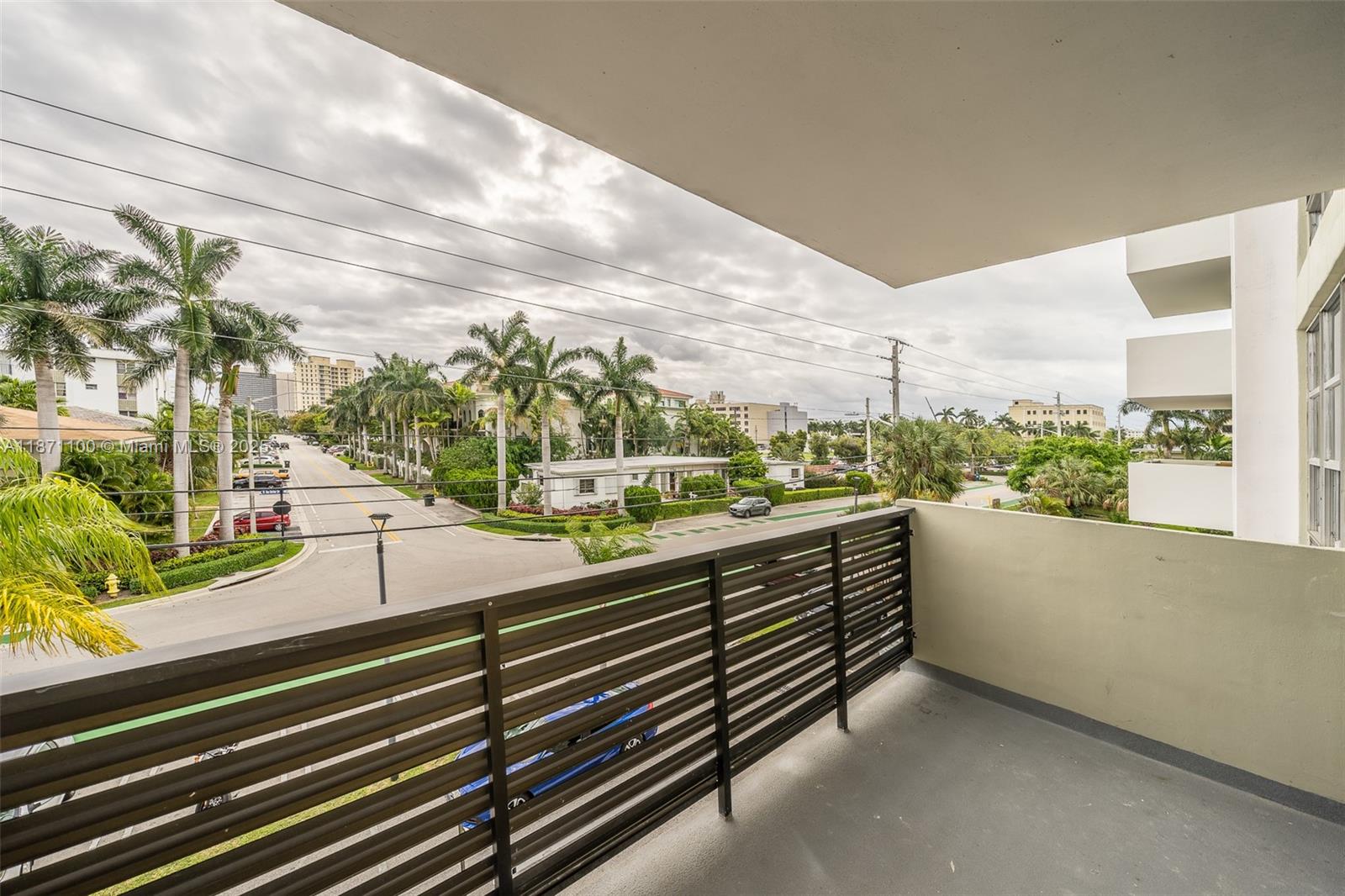 9800 W Bay Harbor Dr # 308