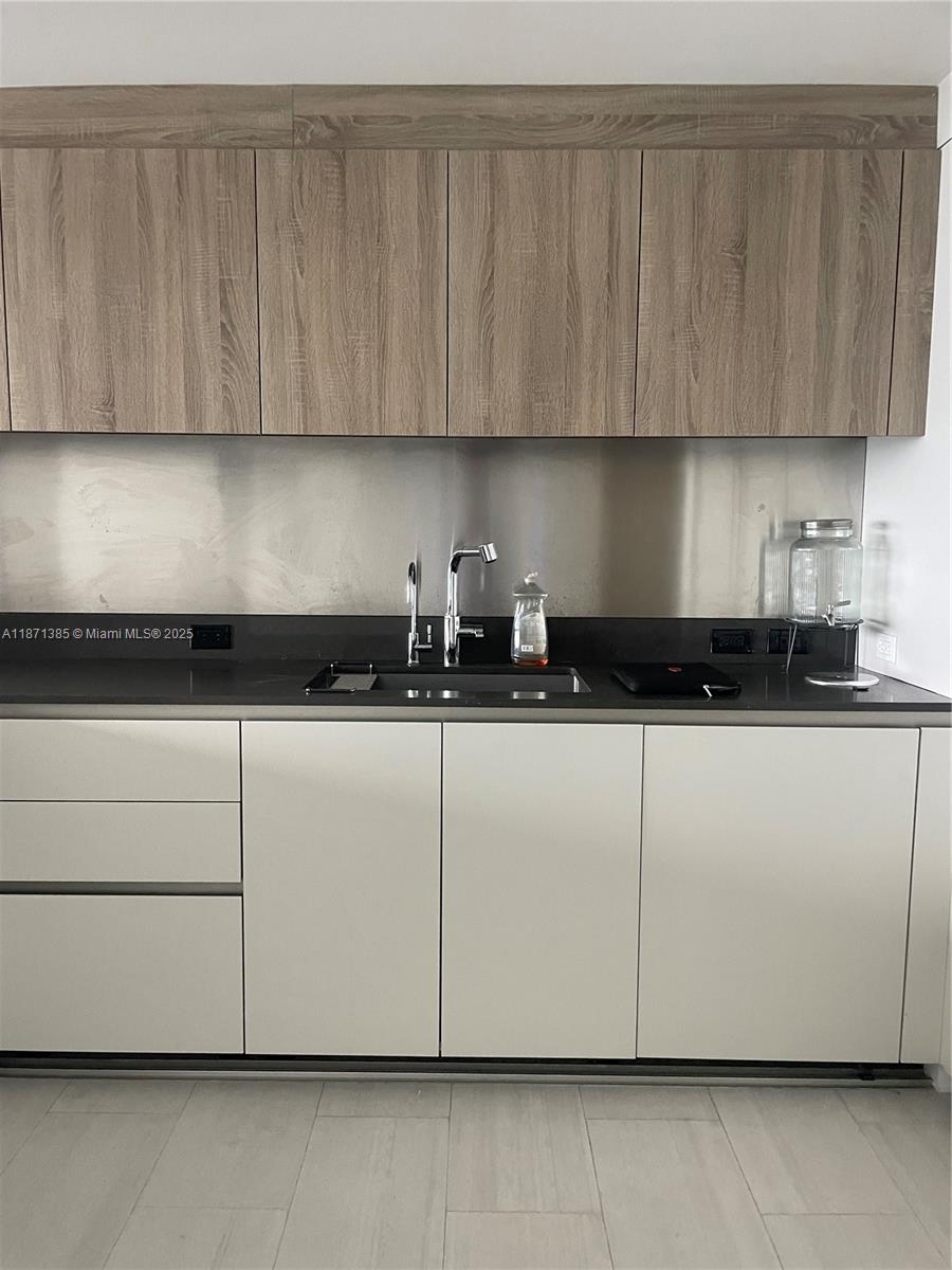 1000 Brickell Plaza # 4904