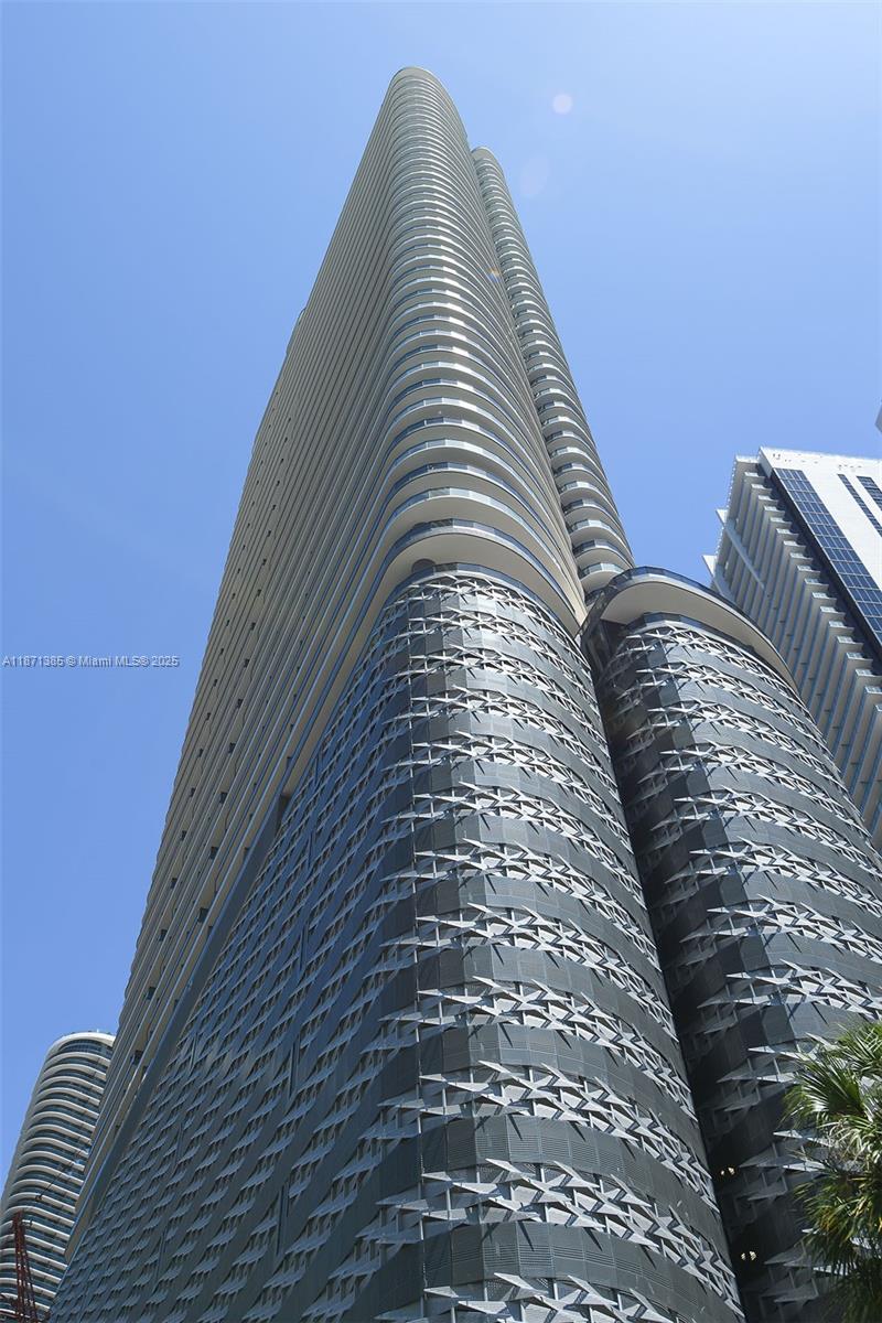 1000 Brickell Plaza # 4904