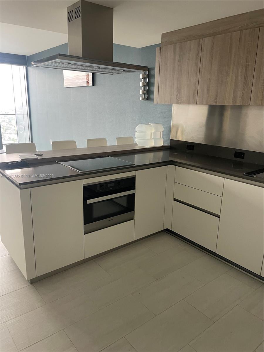 1000 Brickell Plaza # 4904