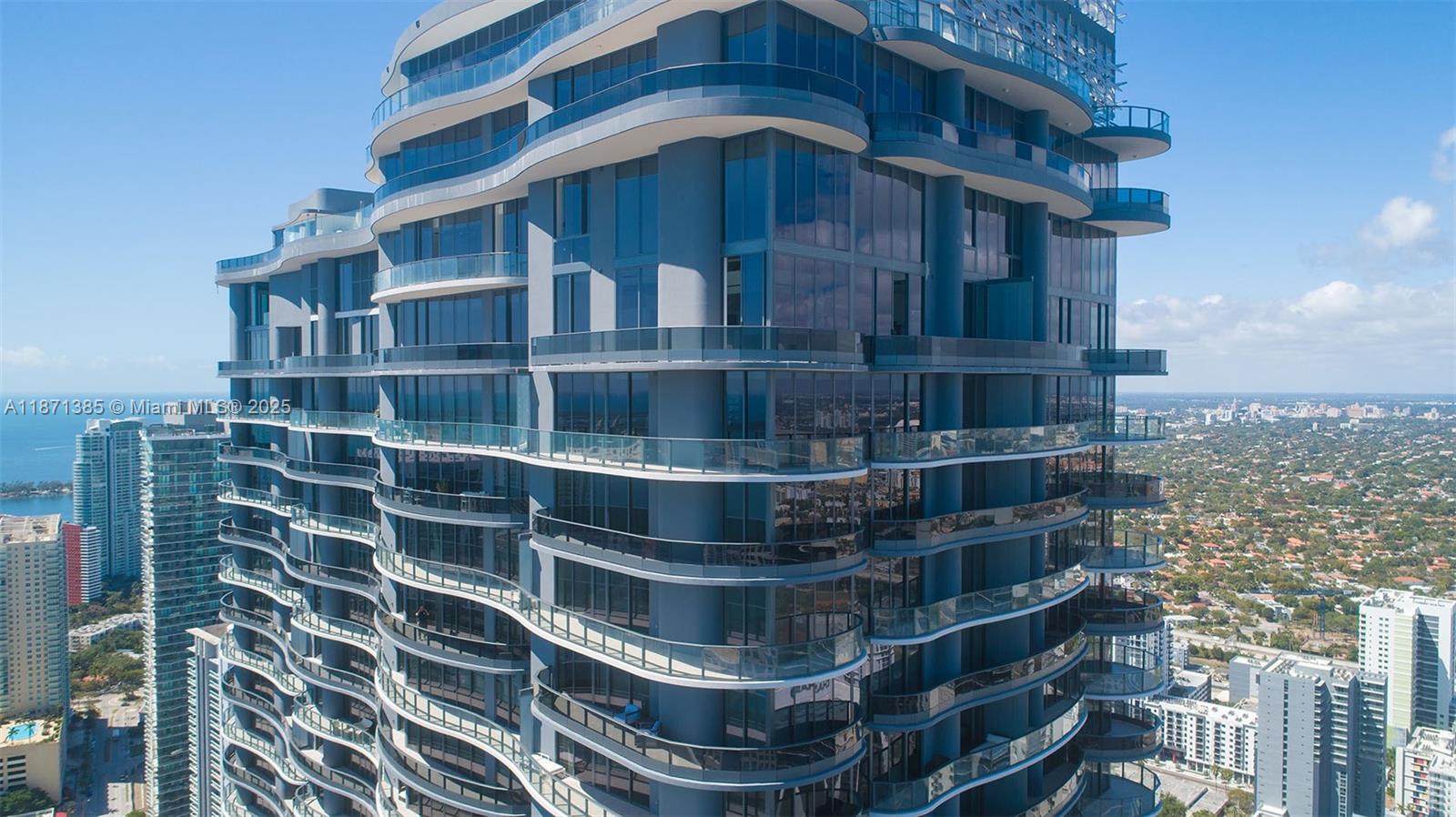 1000 Brickell Plaza # 4904