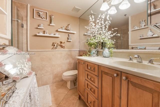 1400 Salzedo St # 305, Coral Gables Unit: 305