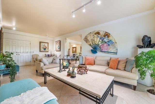 1400 Salzedo St # 305, Coral Gables Unit: 305