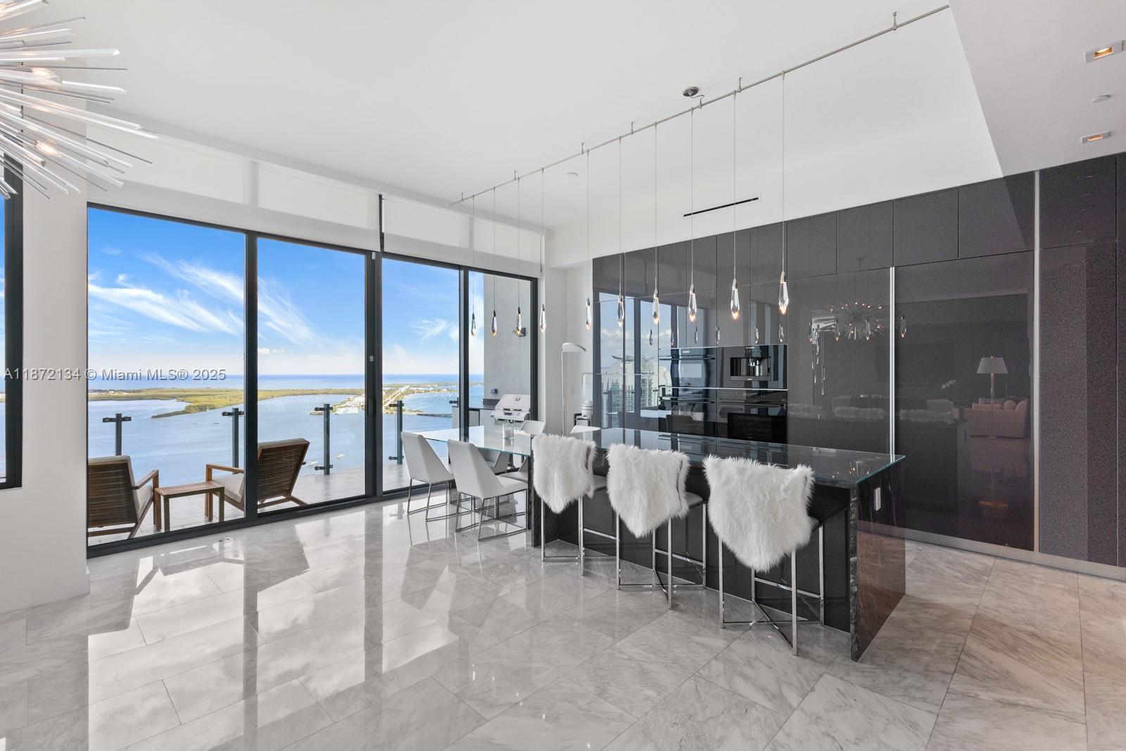 1451 Brickell Ave # 4901