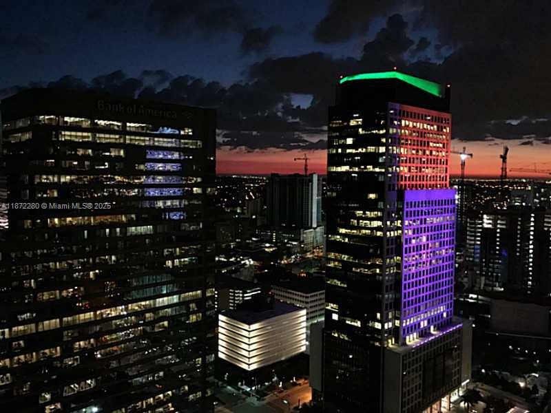 495 BRICKELL AV # 3709